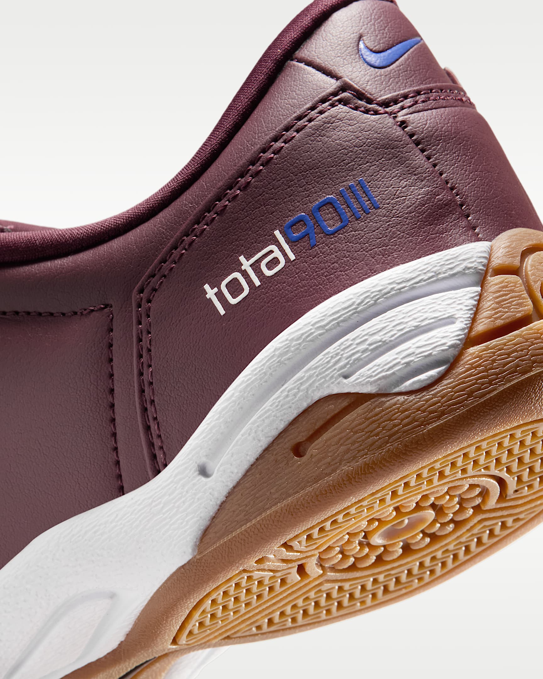 Nike Total 90 Schuh (Damen) - Burgundy Crush/Weiß/Gum Medium Brown/Lapis