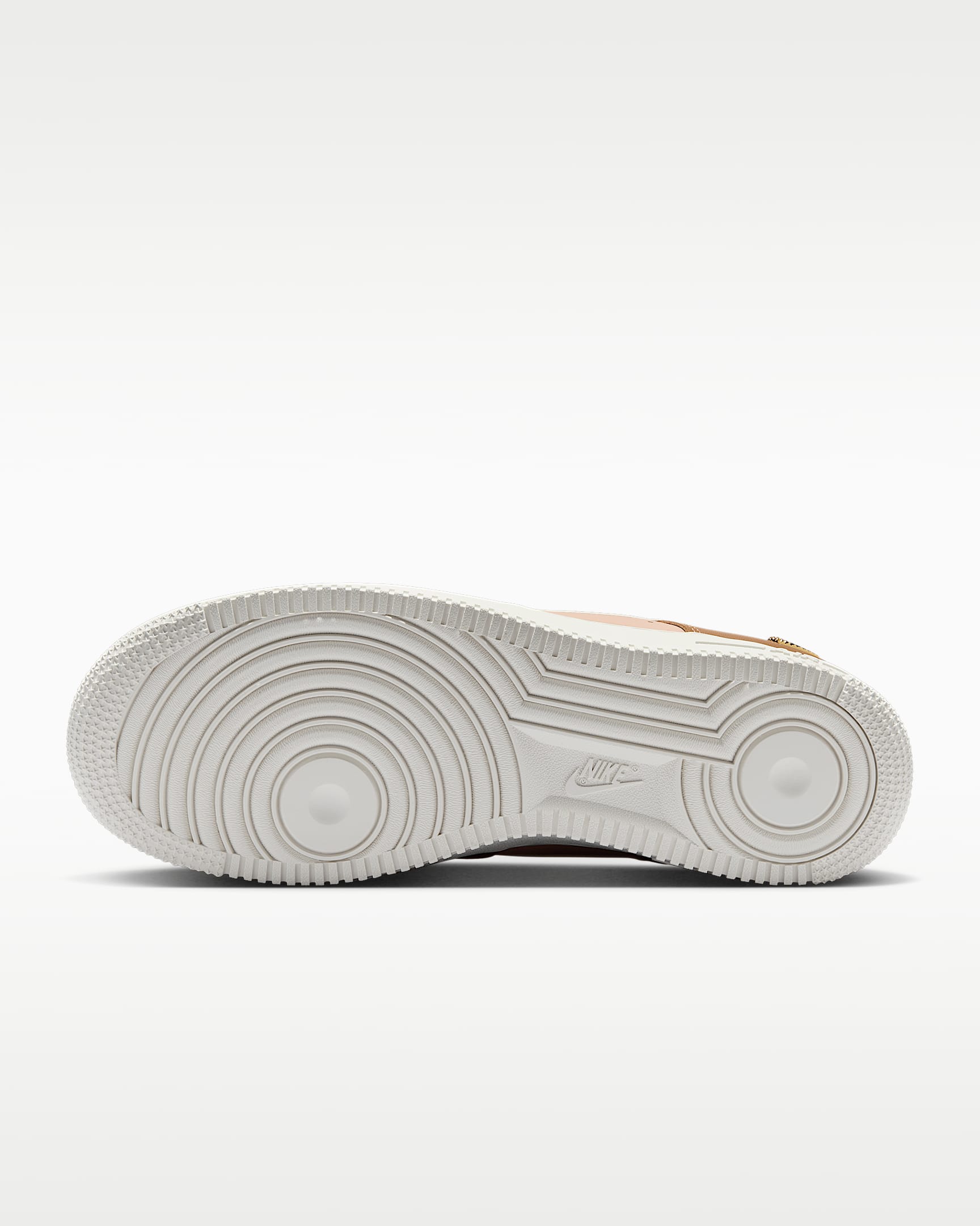 Tenis Nike Air Force 1 '07 para mujer - Tostado británico claro/Cáñamo/Oro metalizado/Vela