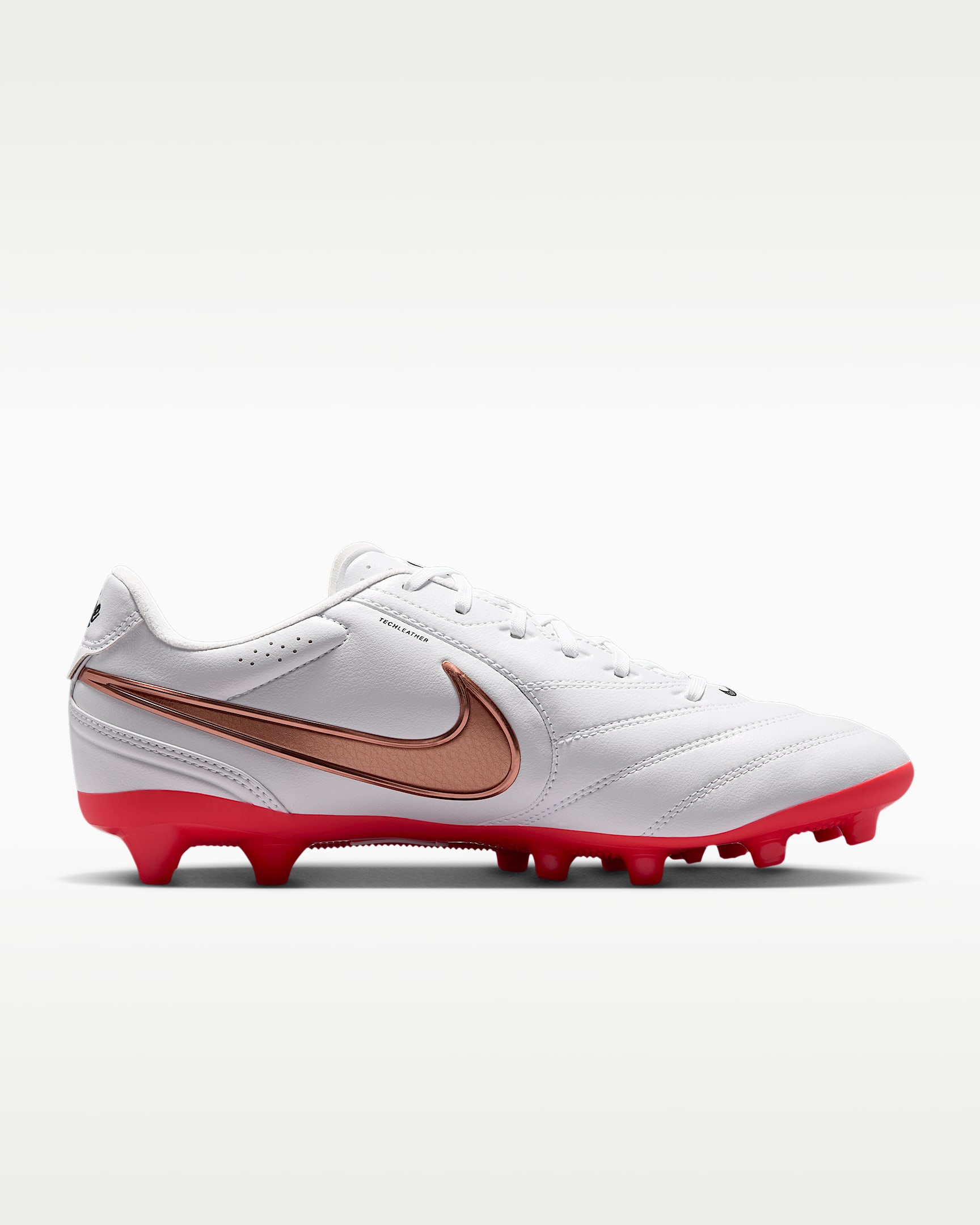 Tacos de fútbol para pasto artificial de corte low Nike Tiempo Ligera Pro - Blanco/Carmesí brillante/Difuso