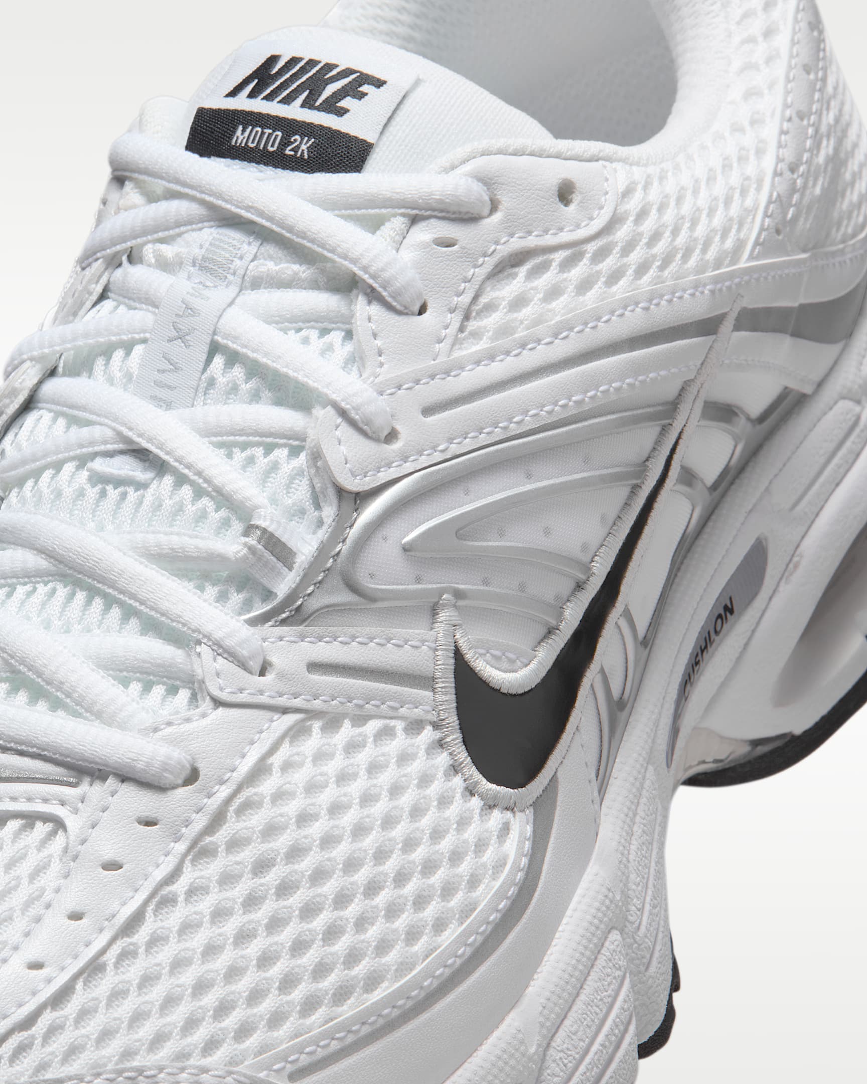 Zapatillas Nike Air Max Moto 2K - Hombre - Blanco/Plata metalizado/Photon Dust/Negro