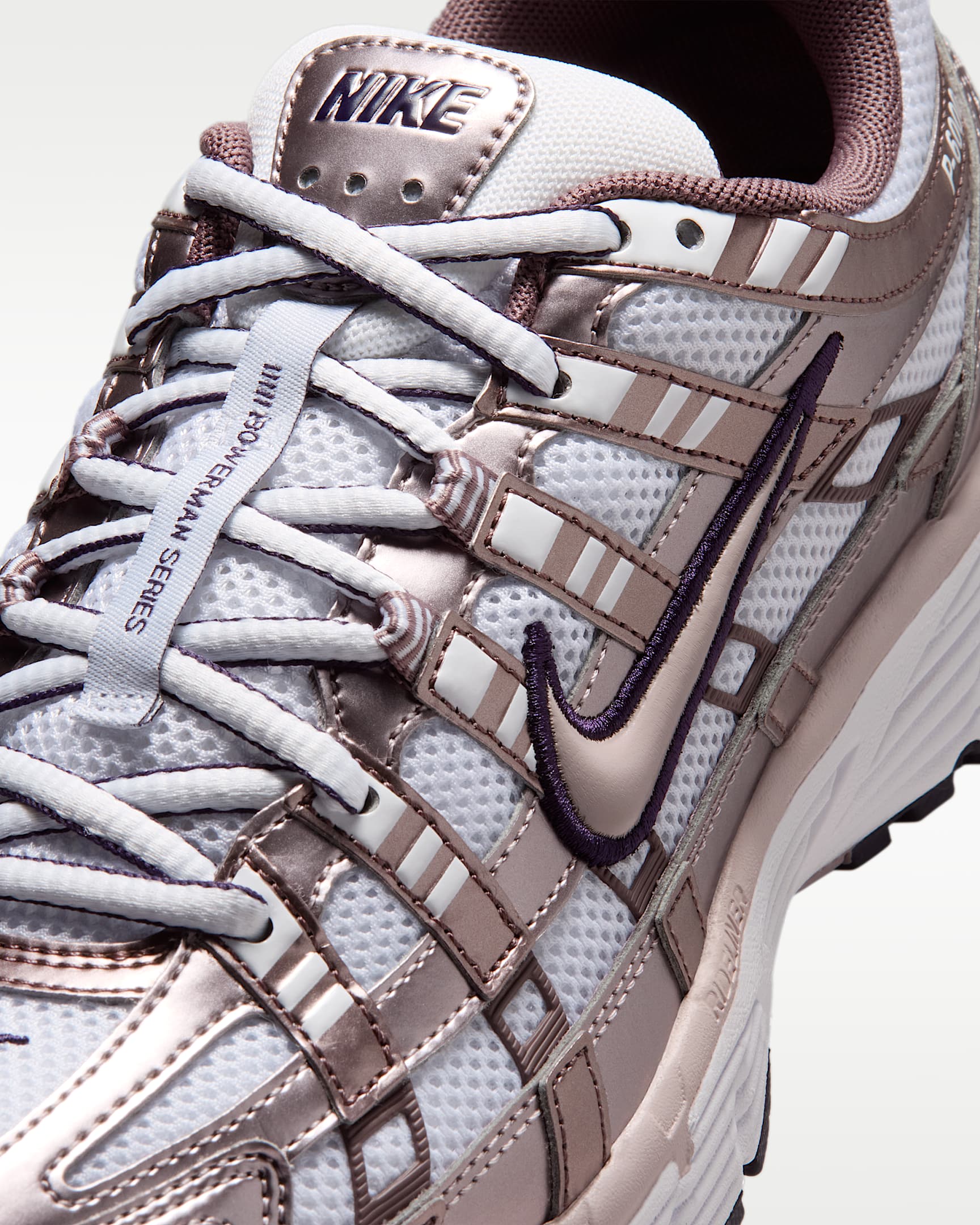 Nike P-6000 Sabatilles - Dona - Blanc/Light Violet Ore/Tattoo/Purple Dynasty