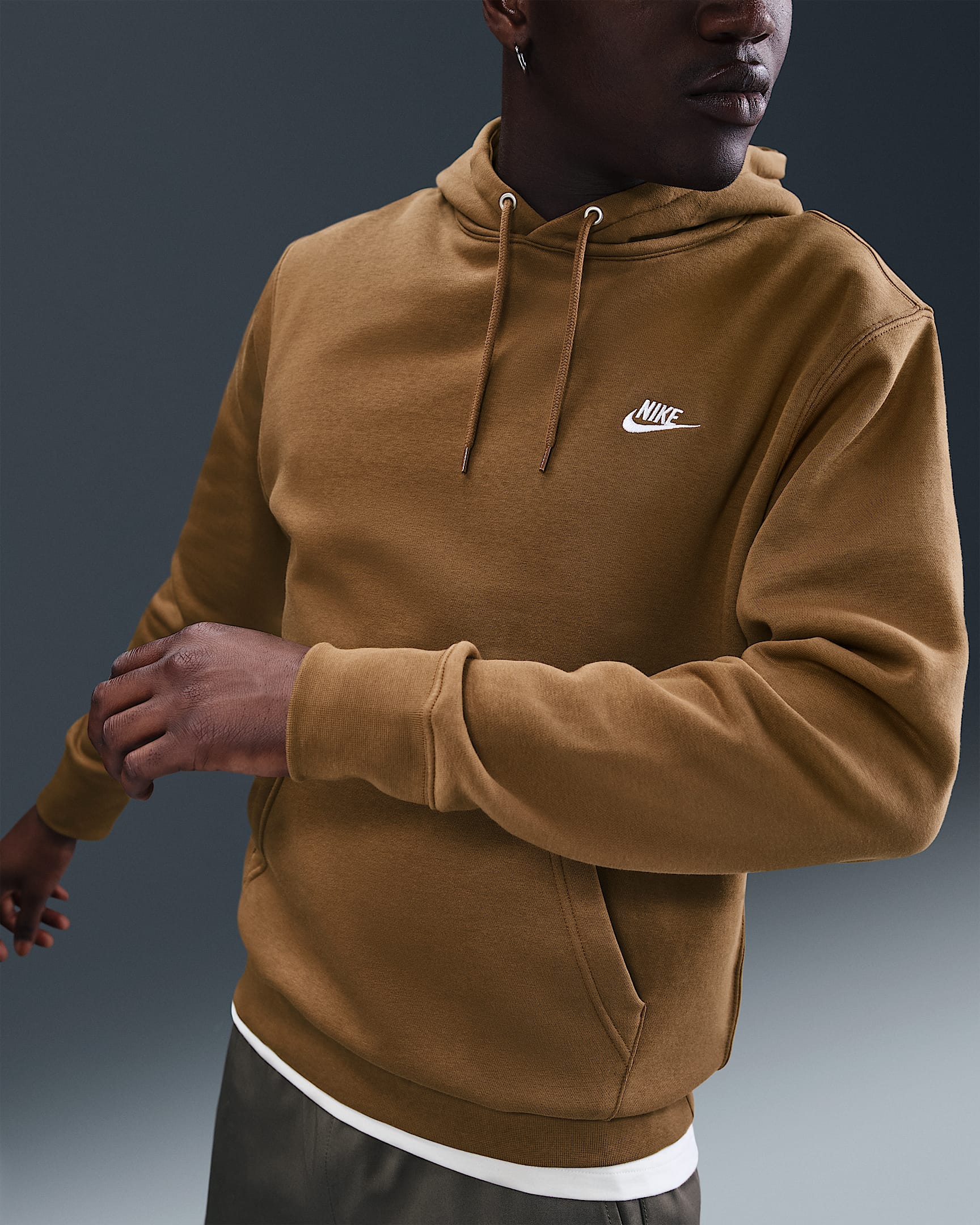 Nike Club Fleece-Hoodie (Herren) - Mosswood Brown/Mosswood Brown/Weiß