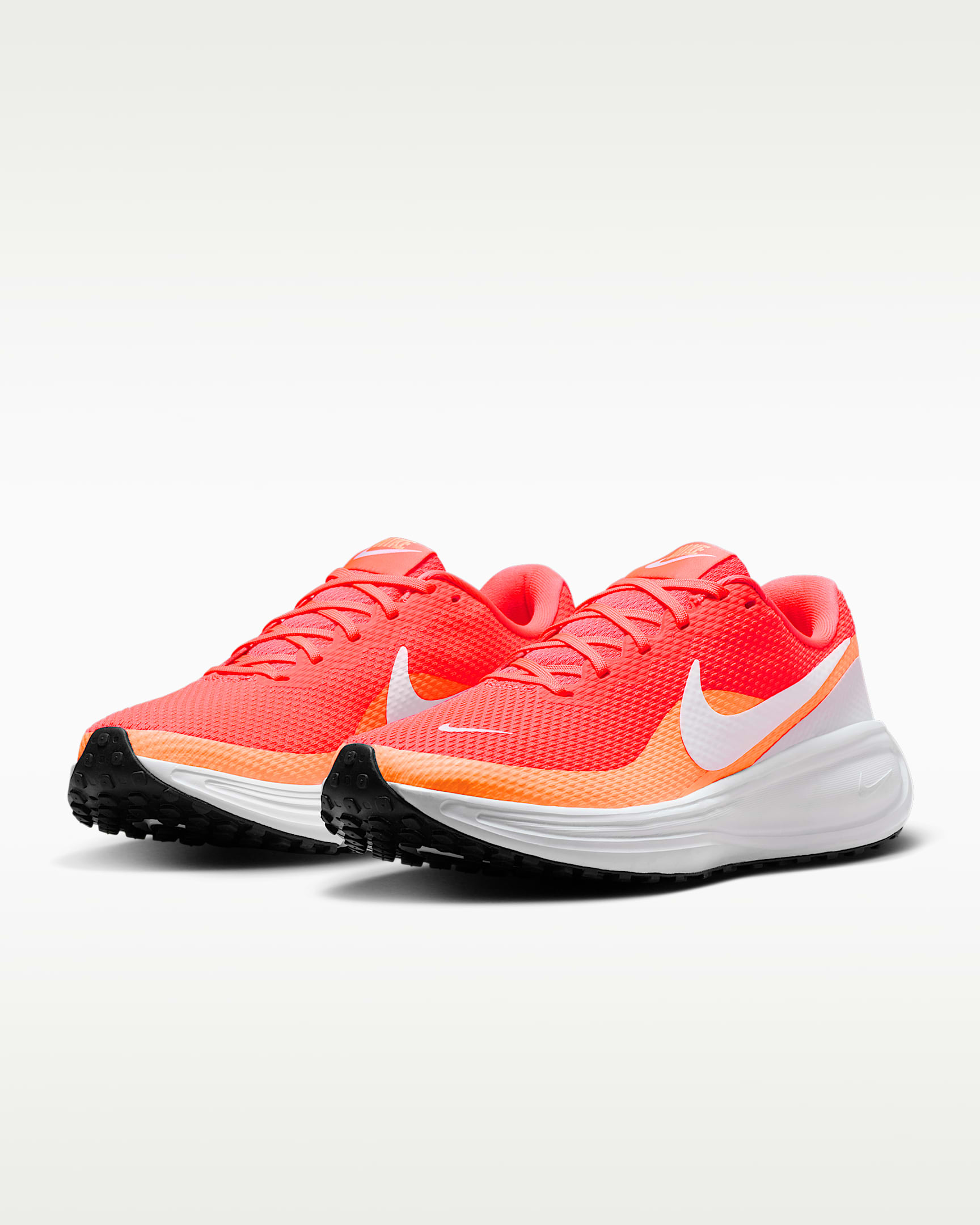 Nike Revolution 8 女款路跑鞋 - Hot Lava/Orange Pulse/黑色/白色