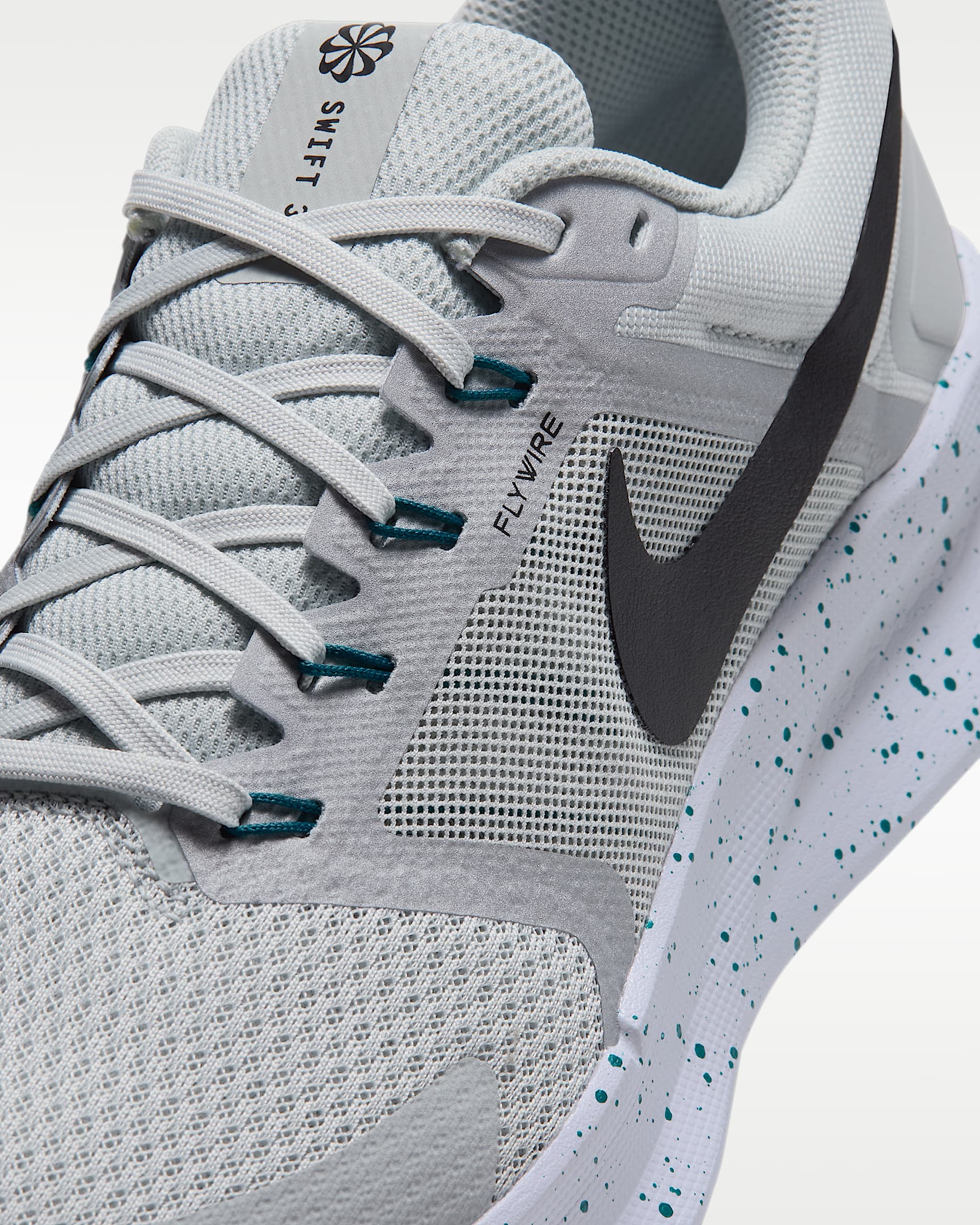 Tenis de correr en pavimento para hombre Nike Run Swift 3 - Neblina gris/Abeto brillante/Blanco/Negro