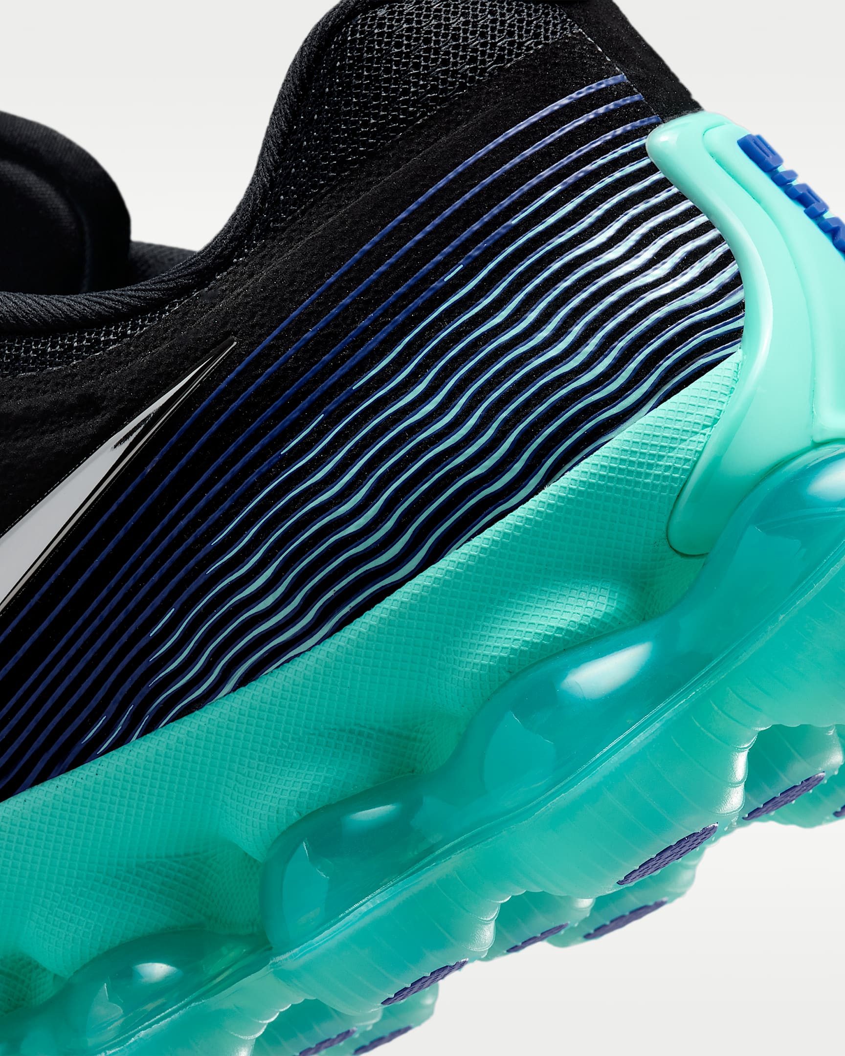Nike Air Liquid Max Men's Shoes - Black/Radiant Blue/Aurora Green/Chrome