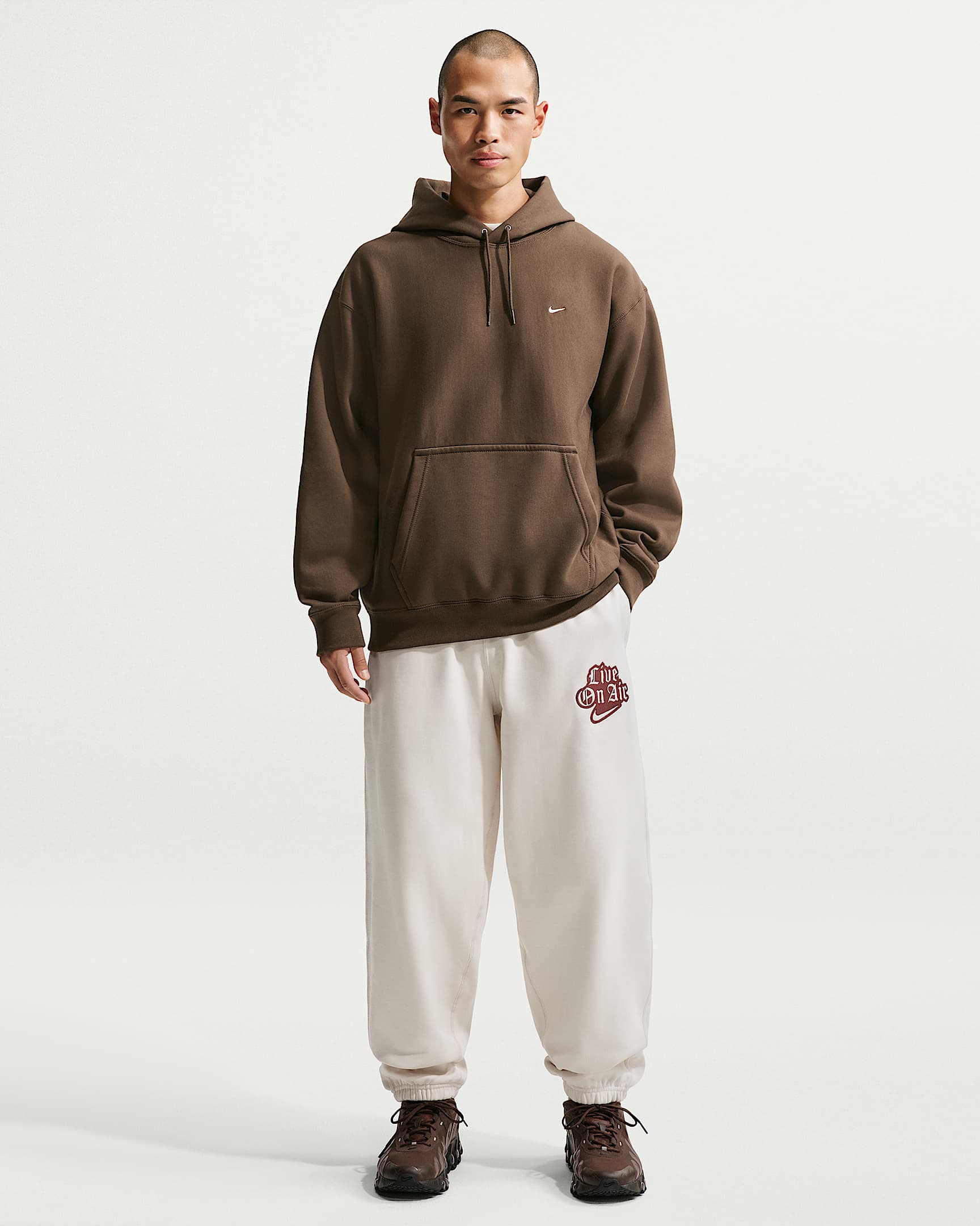 Nike Solo Swoosh Men's Pullover Hoodie - Dark Hazel/White