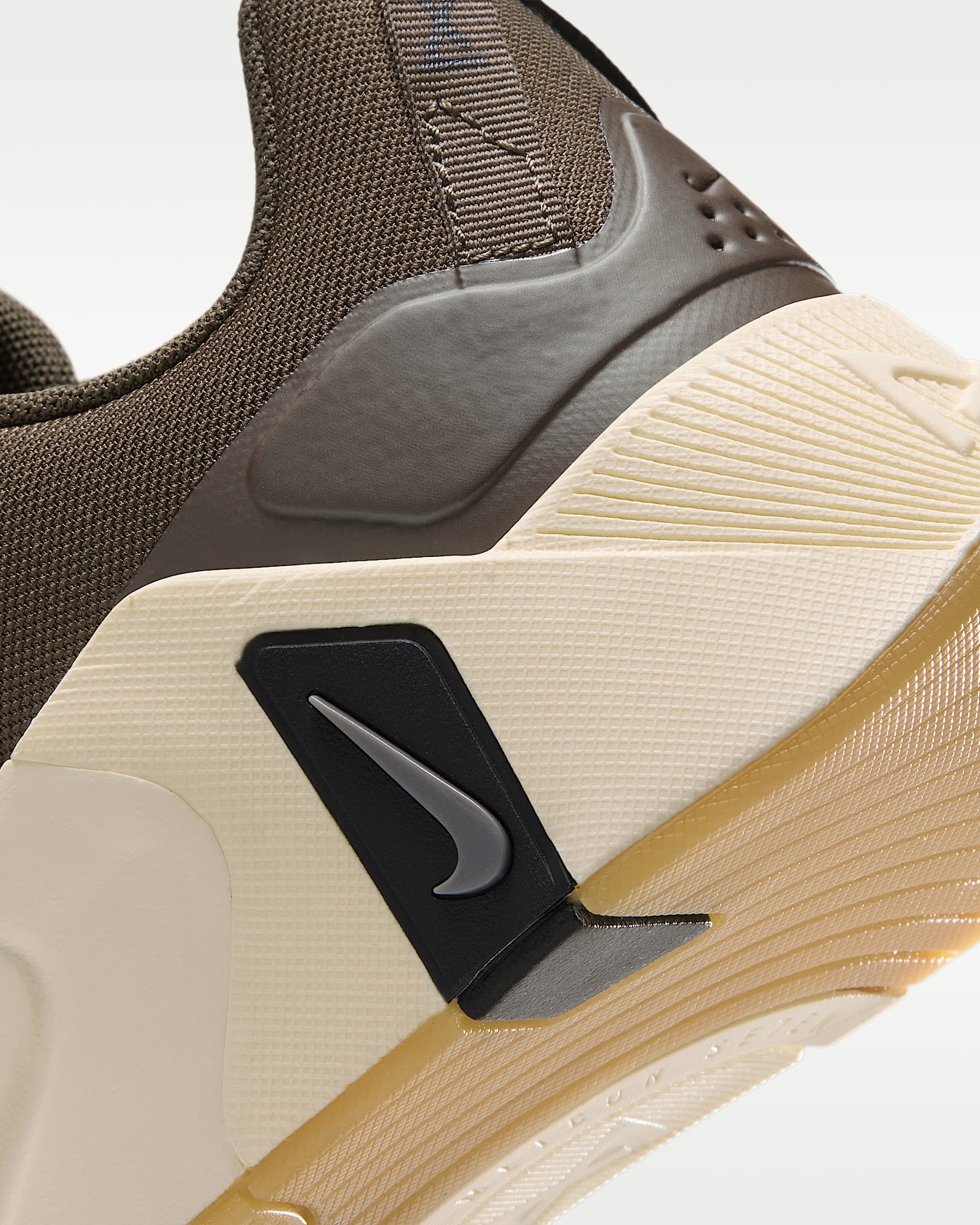 Nike Free Metcon 7 Women's Training Shoes - Dark Hazel/Pale Ivory/Black/Metallic Dark Grey
