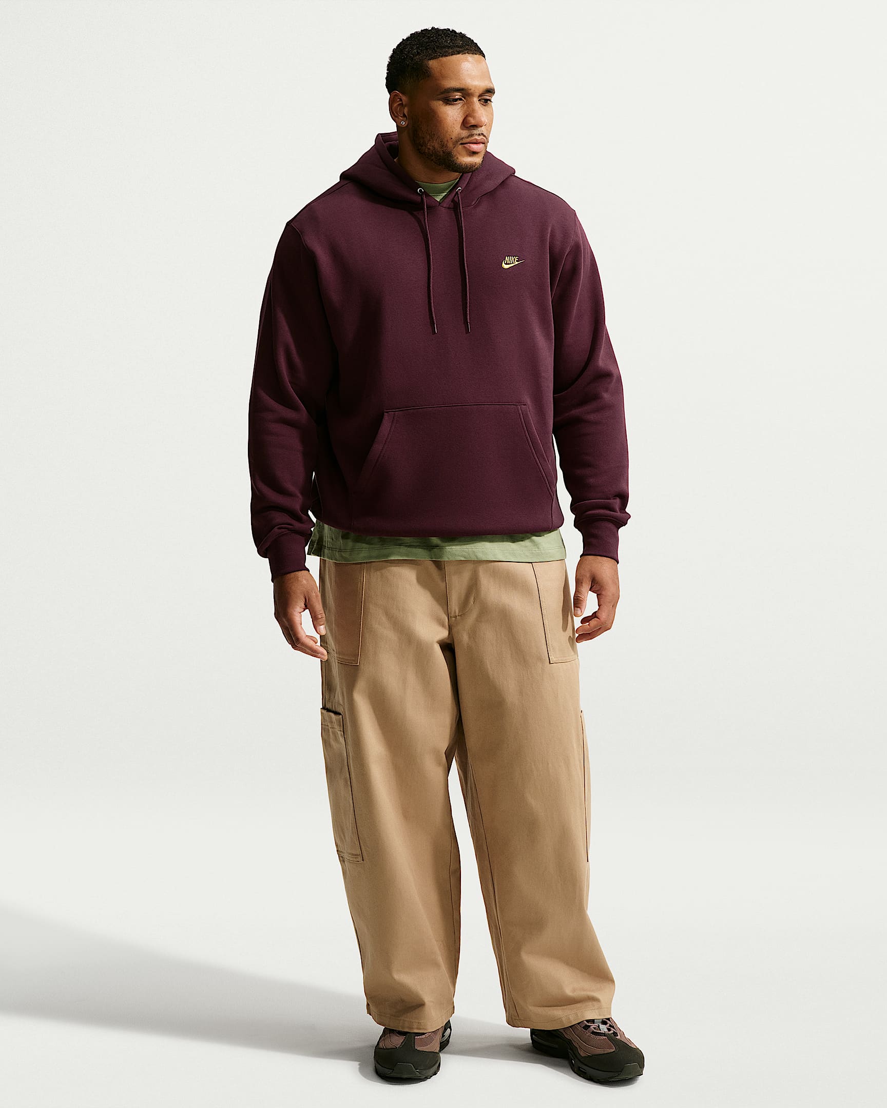 Nike Club Men's Pullover Fleece Hoodie - Burgundy Crush/Burgundy Crush/Metallic Gold