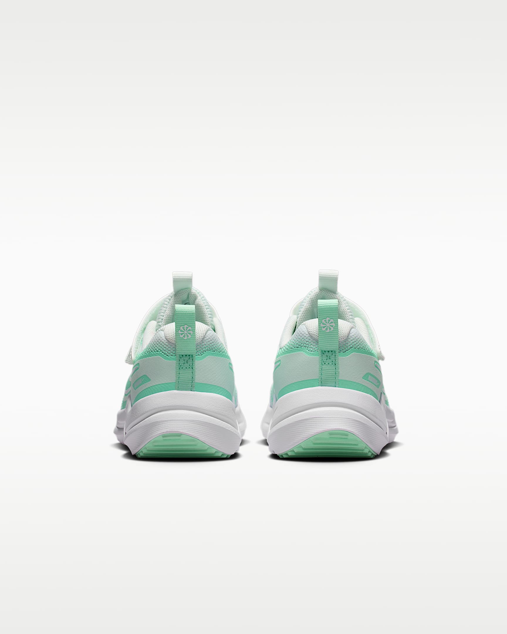 Nike Cosmic Runner Schuh (jüngere Kinder) - Barely Green/Arctic Green/Weiß