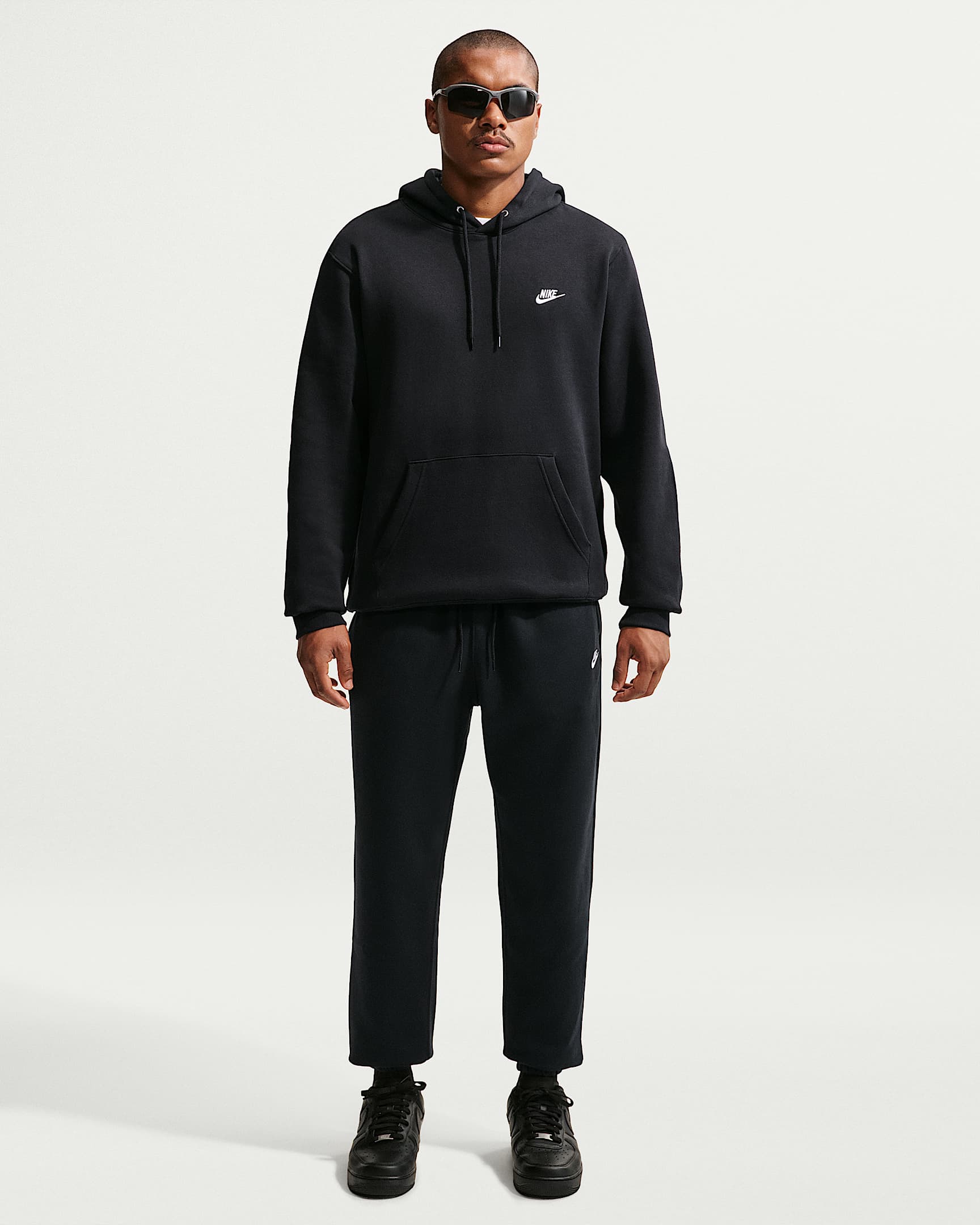 Nike Club Fleece Erkek Kapüşonlu Sweatshirt'ü - Siyah/Siyah/Beyaz