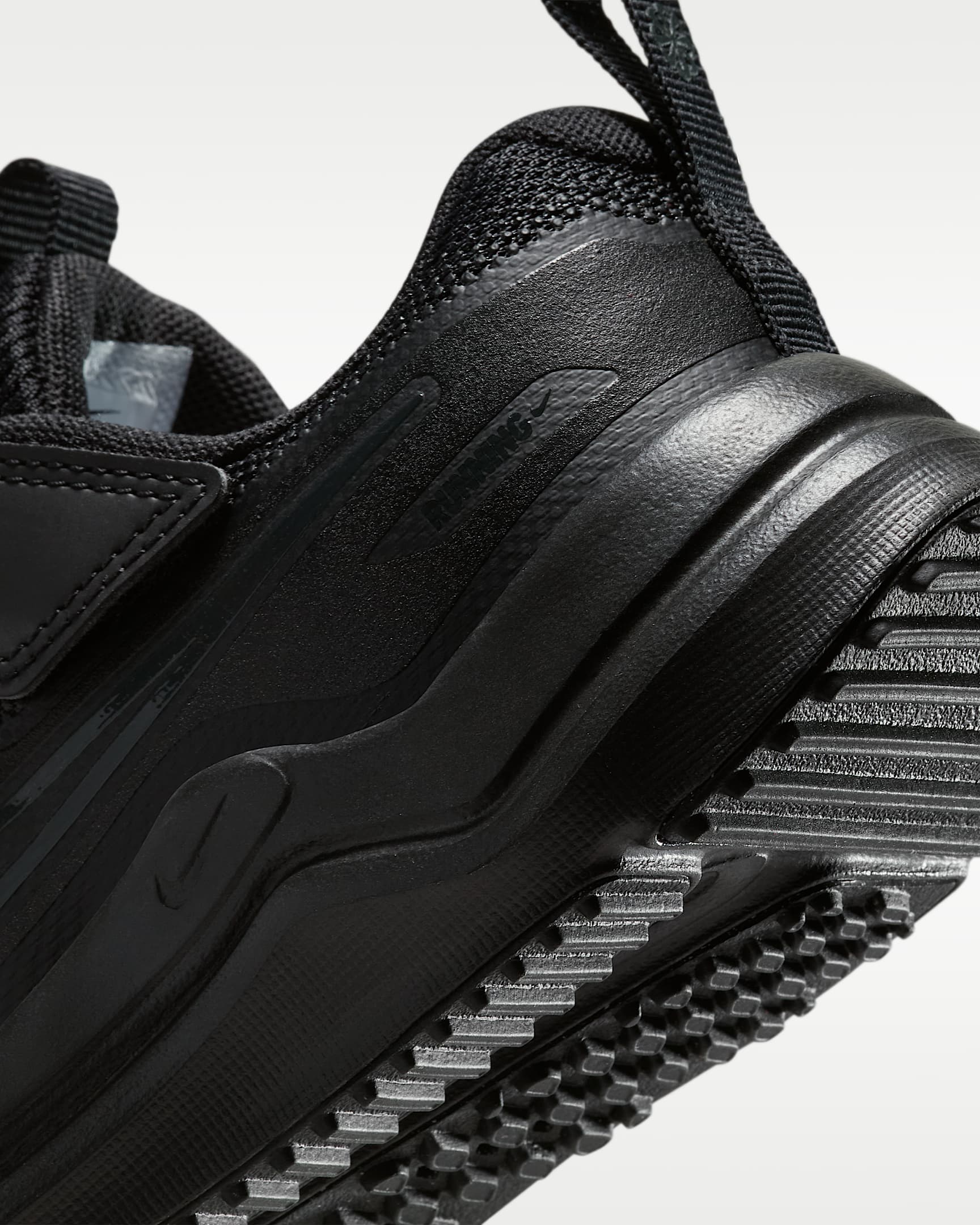 Nike Cosmic Runner cipő kisgyerekeknek - Fekete/Fekete/Anthracite