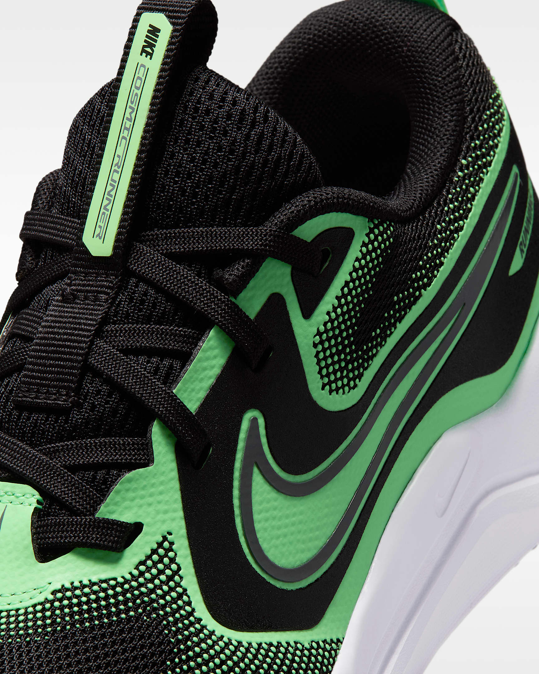 Nike Cosmic Runner Older Kids' Road Running Shoes - Black/Illusion Green/Cool Grey