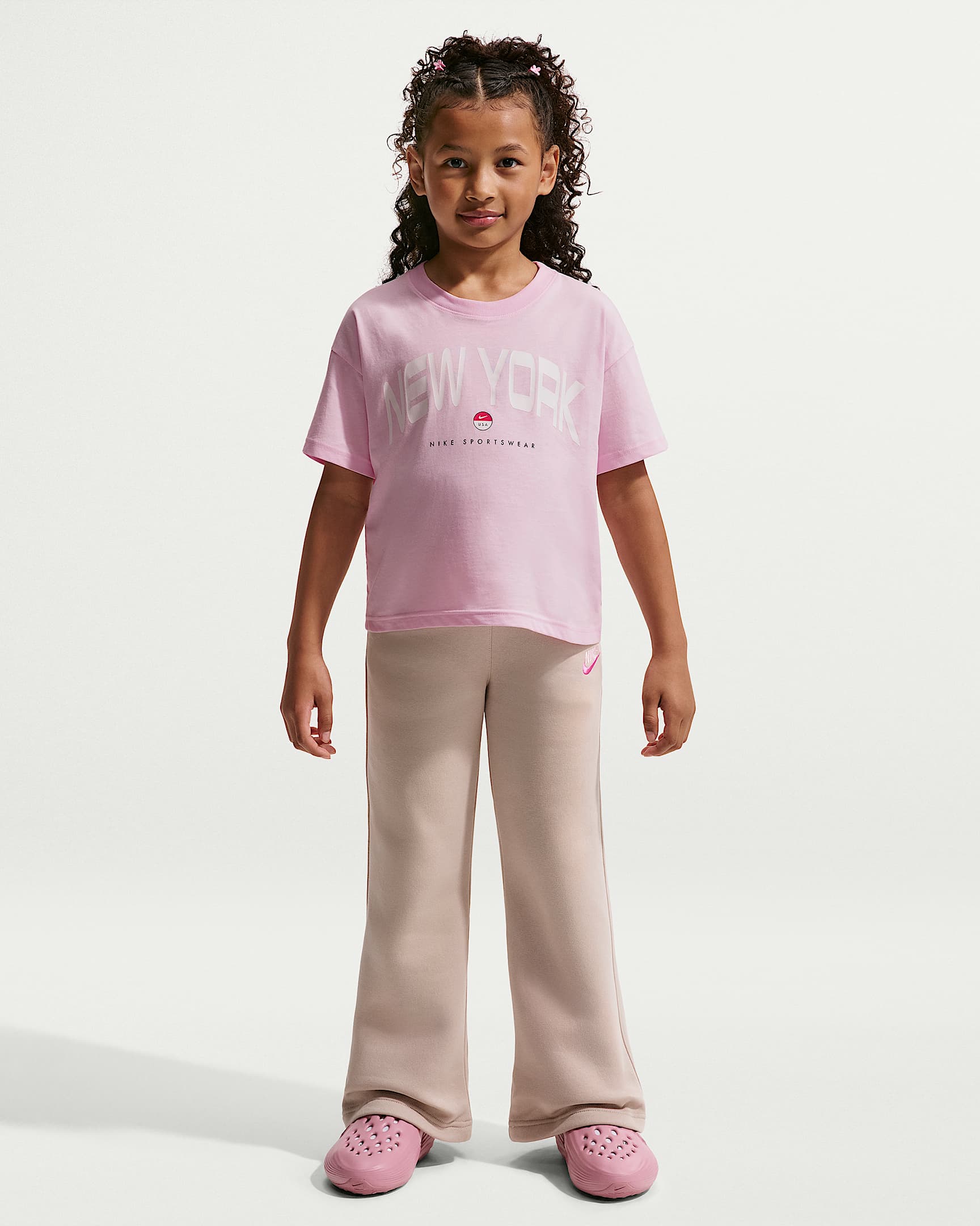 Nike Sportswear-T-shirt til større børn (piger) - Pink Foam