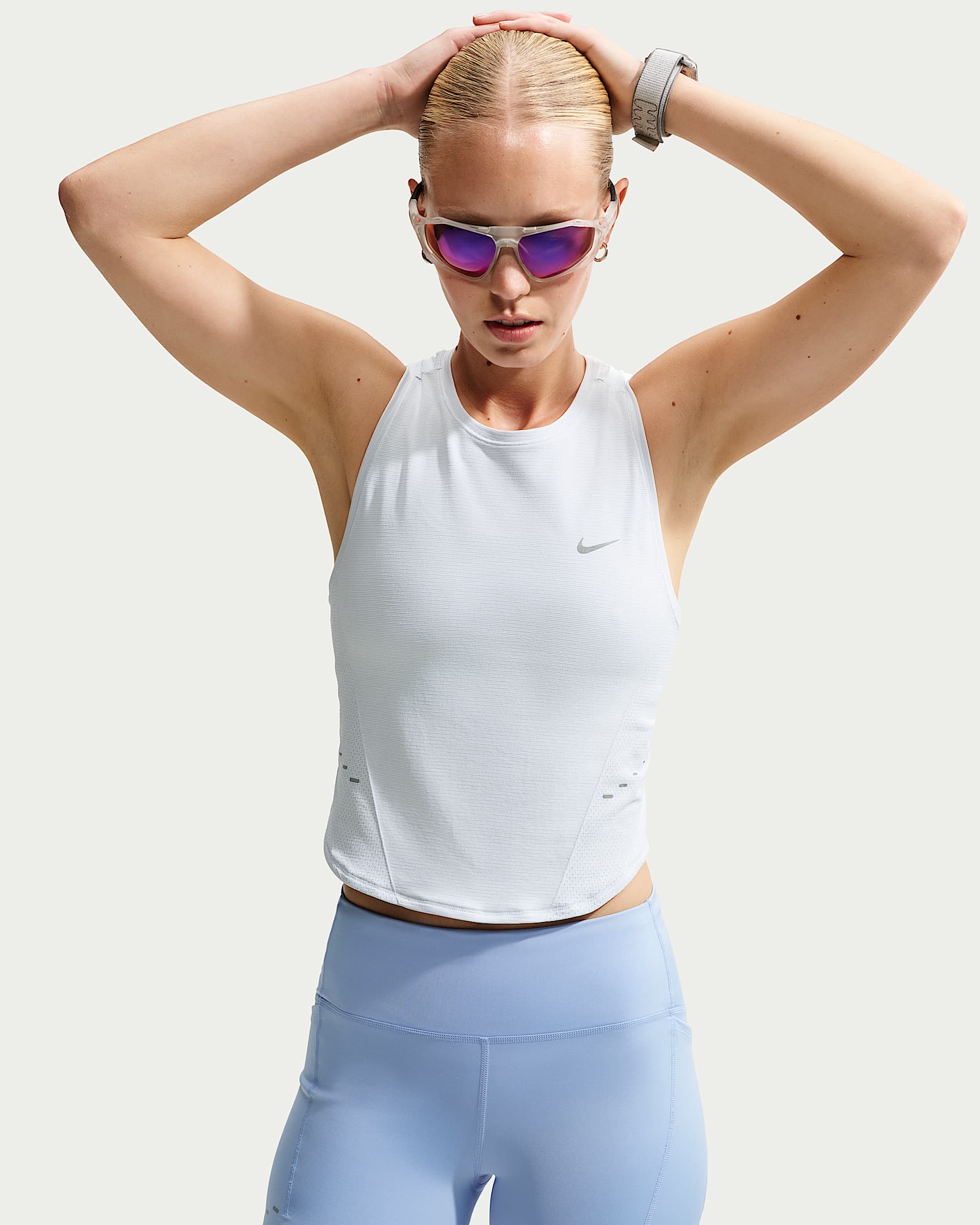 Camiseta de tirantes de correr Dri-FIT sin costuras para mujer Nike Swift - Blanco/Gris azulado