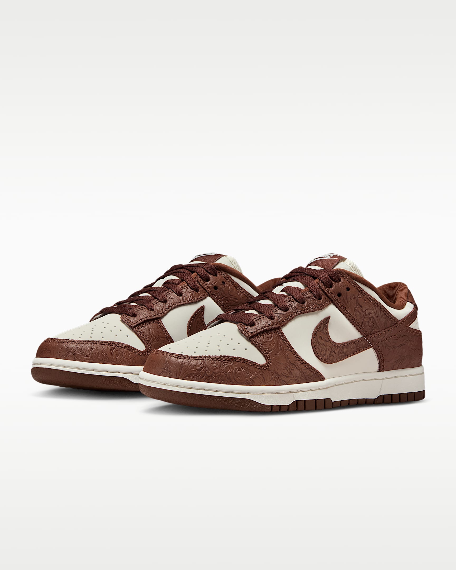 Nike Dunk Low Women's Shoes - Sail/Sail/Metallic Gold/Fauna Brown