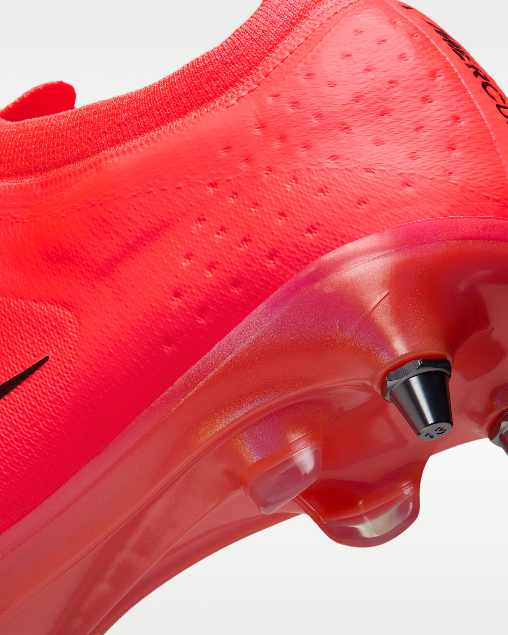 Nike Mercurial Vapor 17 Elite Soft-Ground Low-Top Football Boots - Bright Crimson/Blur