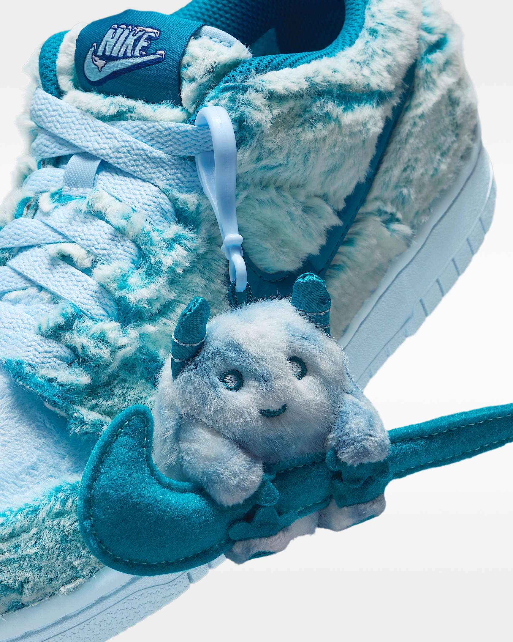 Nike Dunk Low Big Kids' Shoes - Green Abyss/White/Celestine Blue