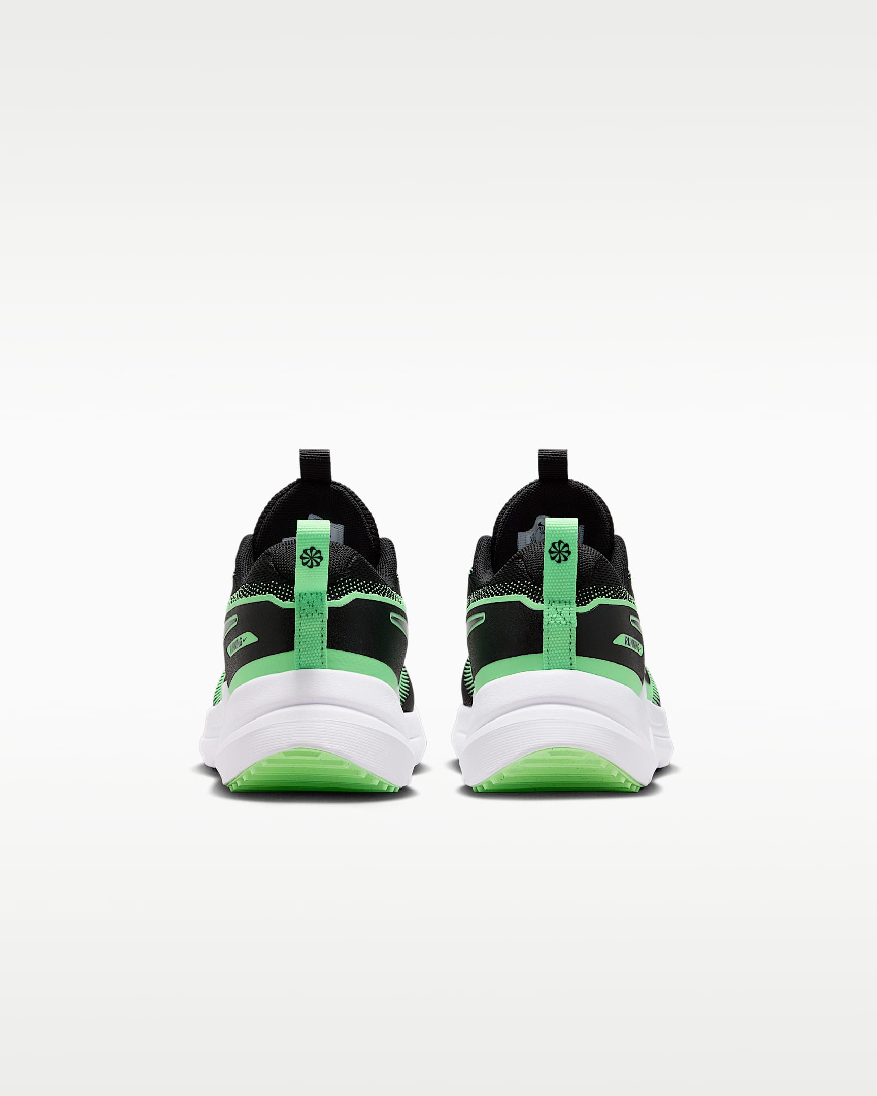 Nike Cosmic Runner Older Kids' Road Running Shoes - Black/Illusion Green/Cool Grey