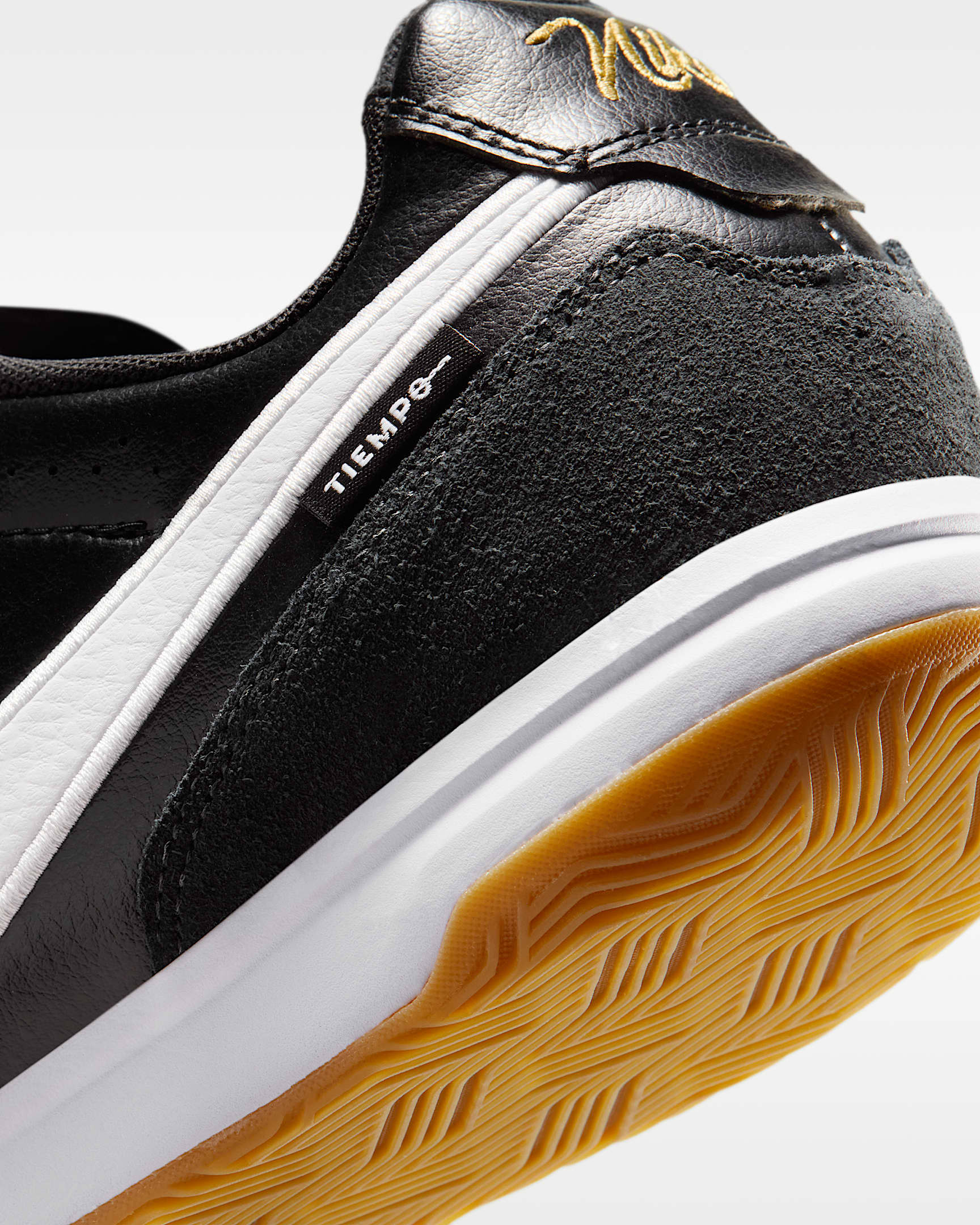 Nike Tiempo Streetgato Indoor/Court Low-Top Soccer Shoes - Black/White