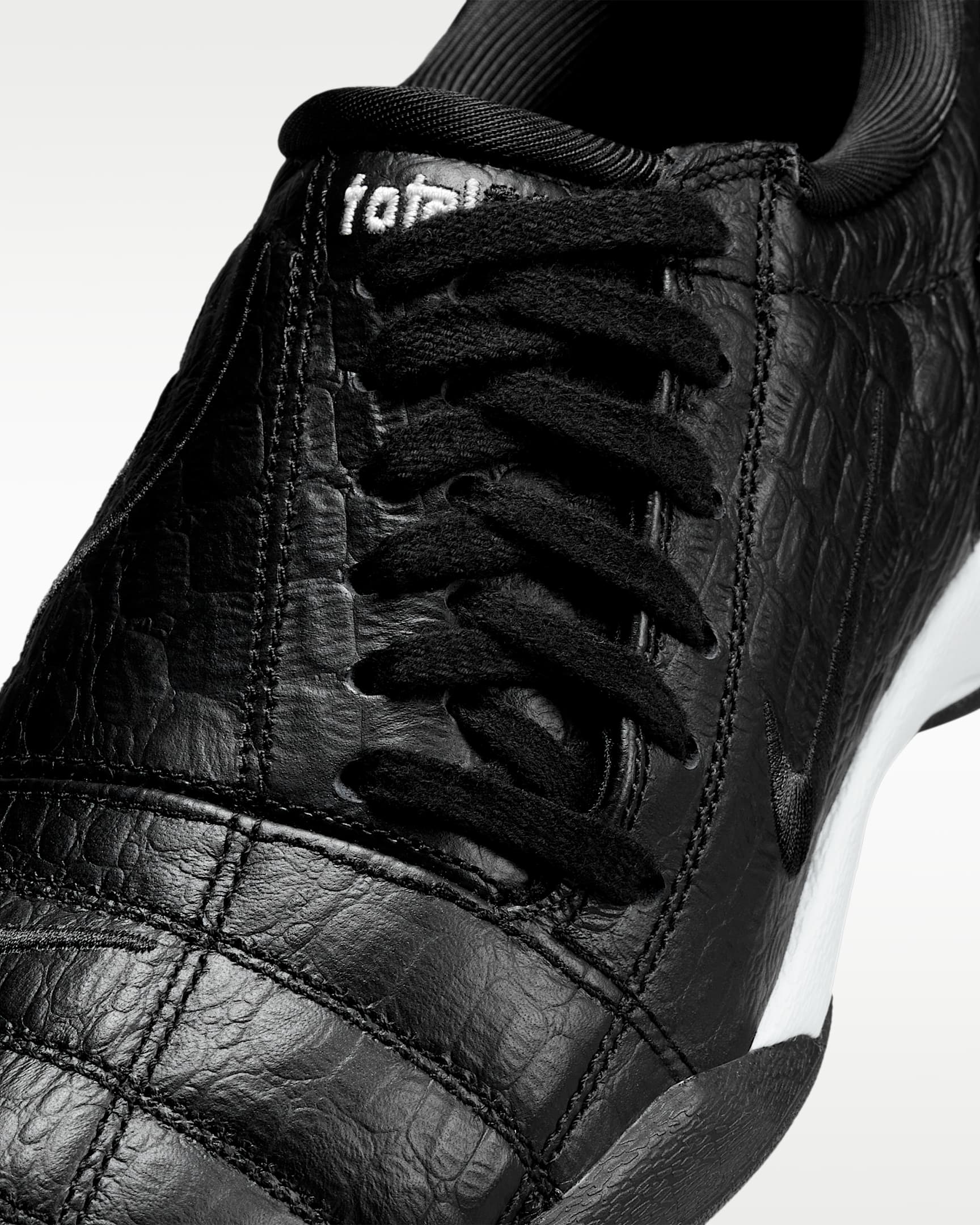Γυναικεία παπούτσια Nike Total 90 - Μαύρο/Λευκό/Μαύρο