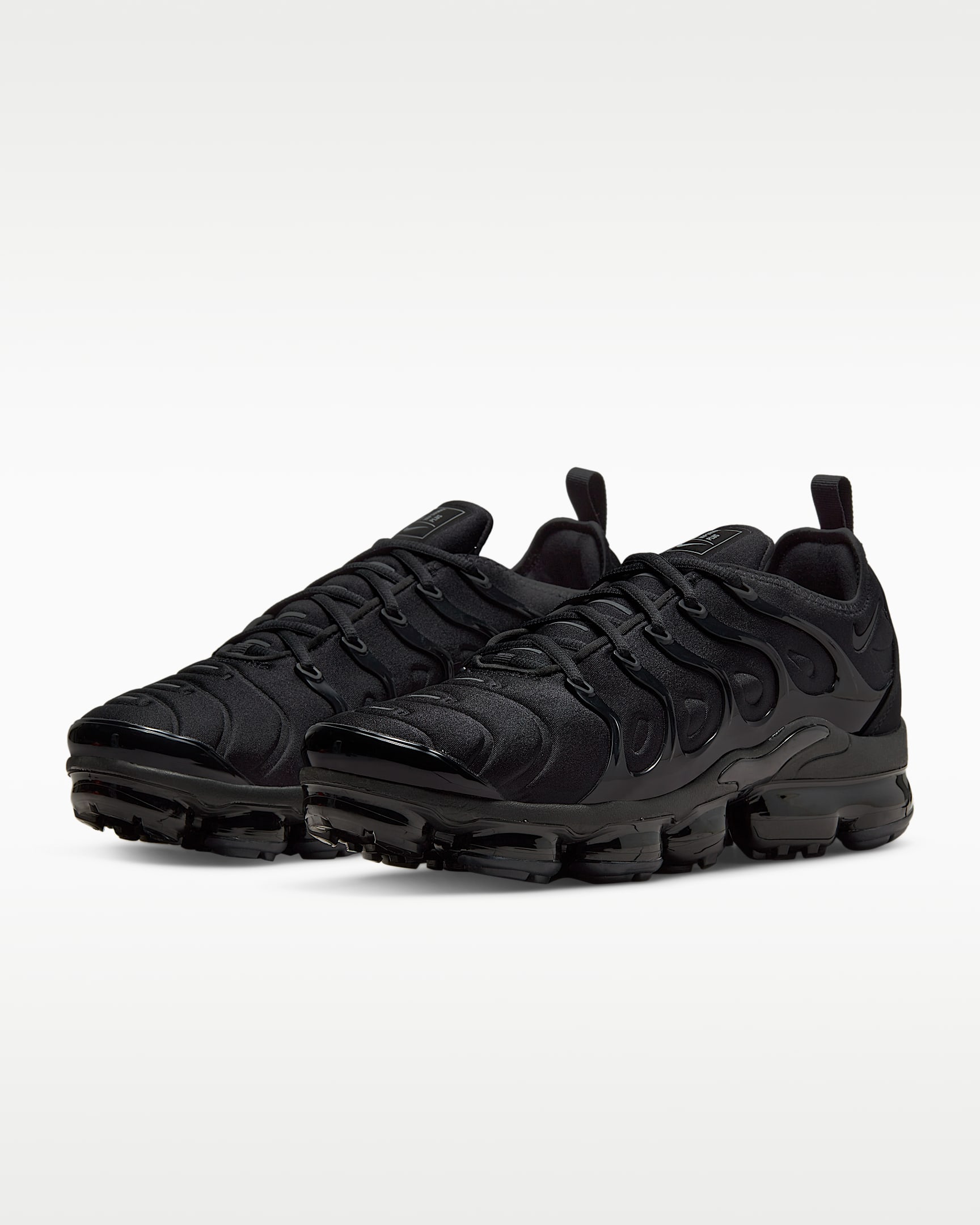 Tenis para hombre Nike Air VaporMax Plus - Negro/Negro/Gris oscuro