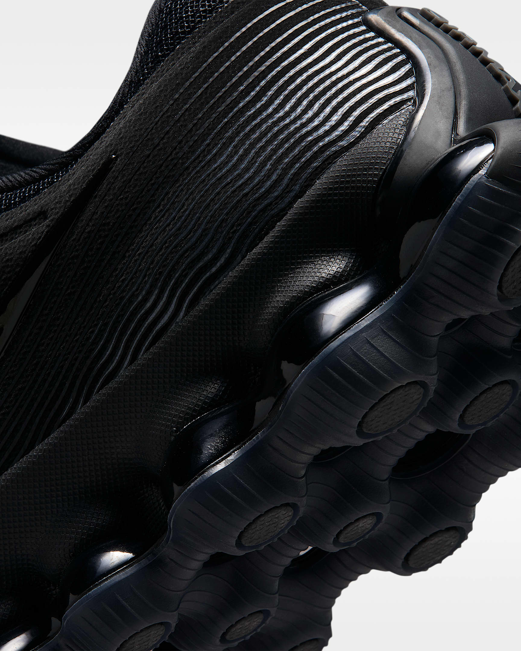 Nike Air Liquid Max Men's Shoes - Black/Anthracite/Smoke Grey/Black