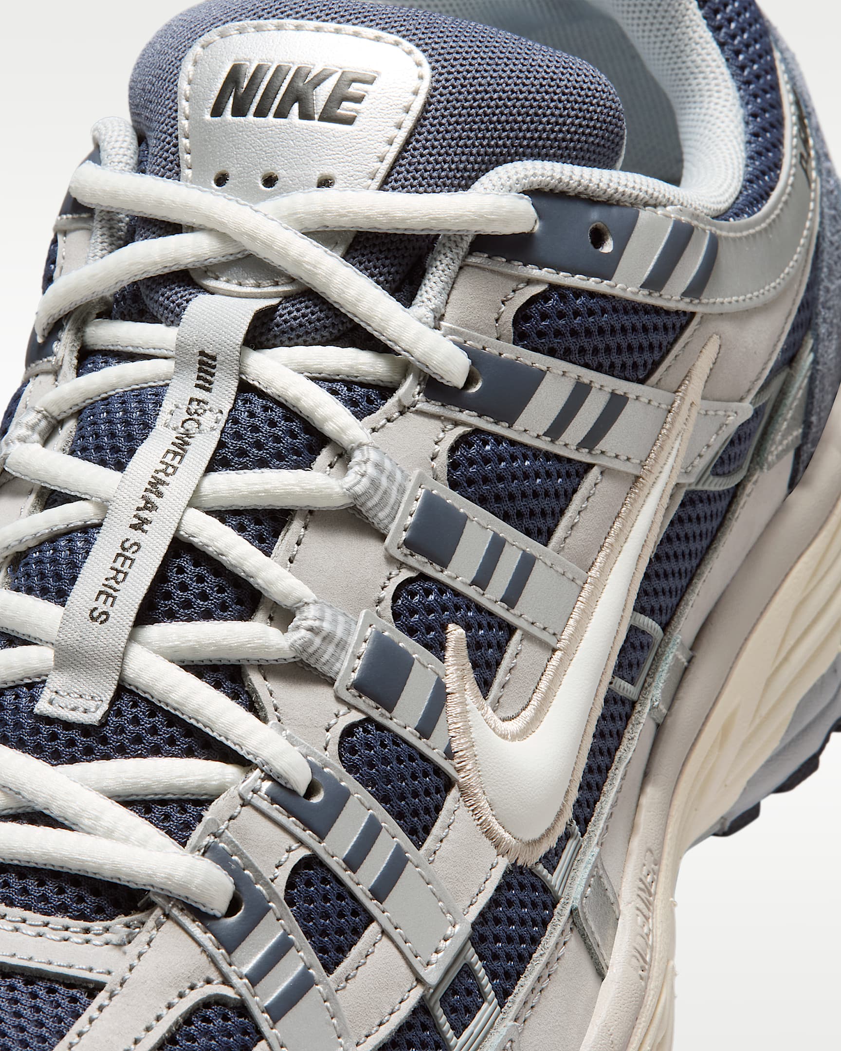 Nike P-6000 herenschoenen - Thunder Blue/Pale Ivory/Slate/Sail