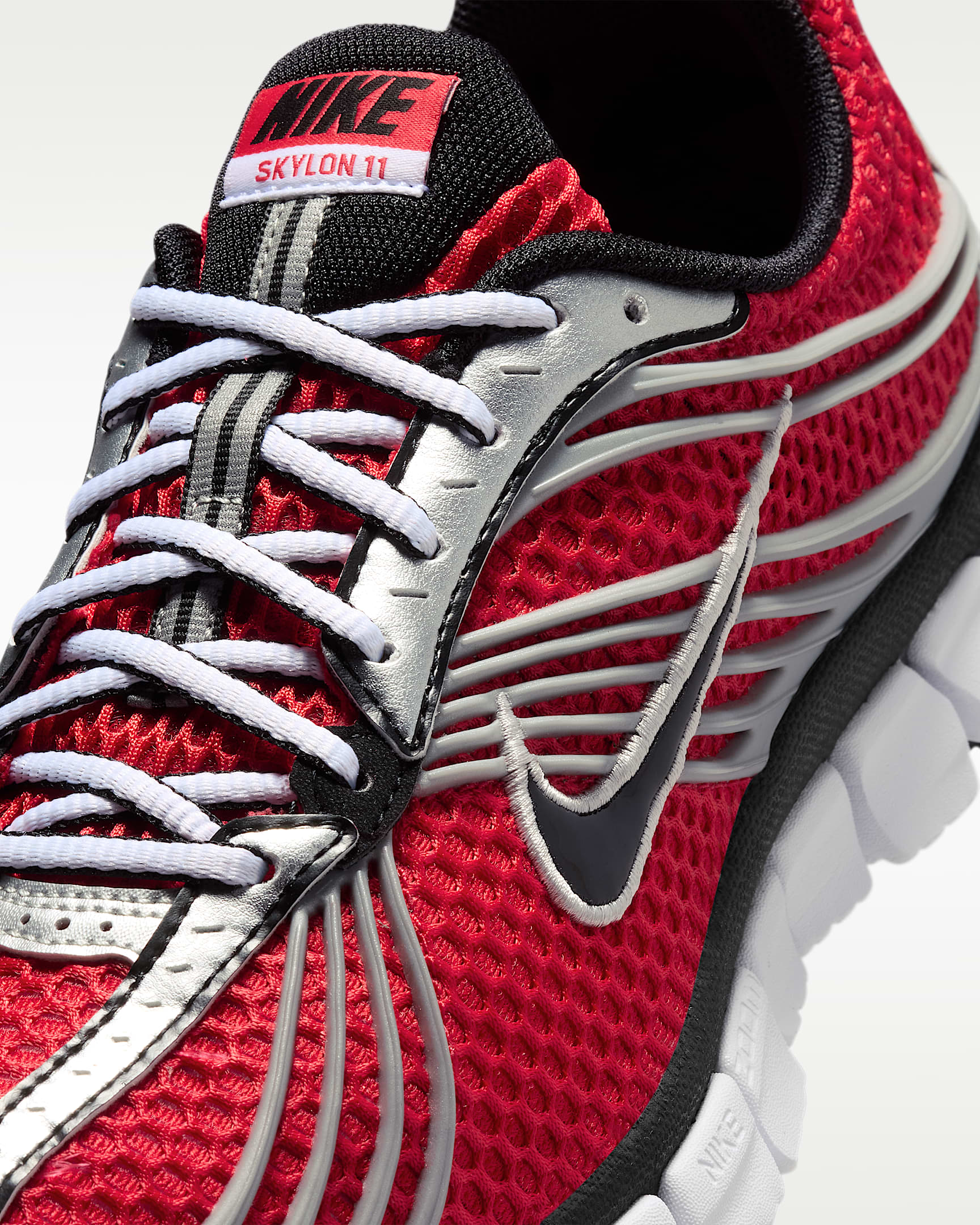 Chaussure Nike Zoom Skylon 11 pour femme - University Red/Metallic Silver/Blanc/Noir
