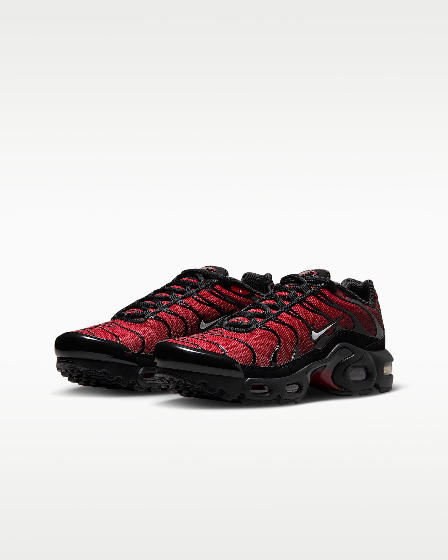 Chaussure Nike Air Max Plus pour ado - Tough Red/Noir/Mystic Dates/Grey Fog