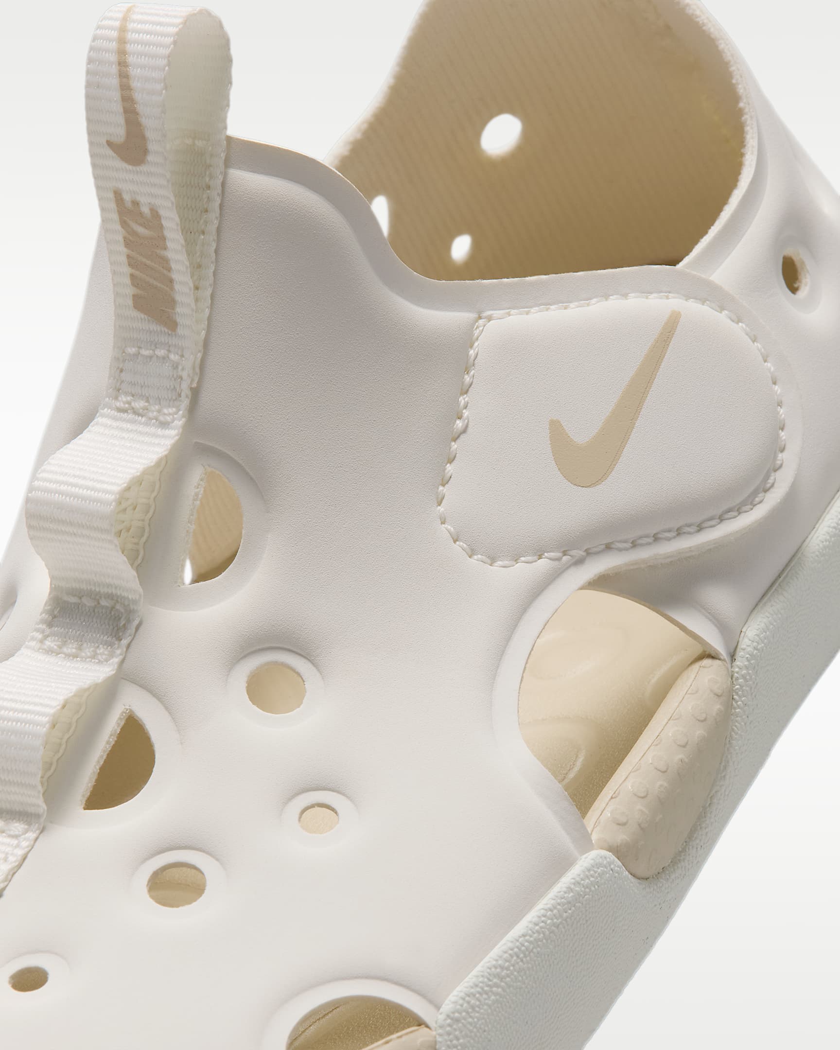Nike Sunray Protect 4 Little Kids' Sandals - Sail/Sanddrift