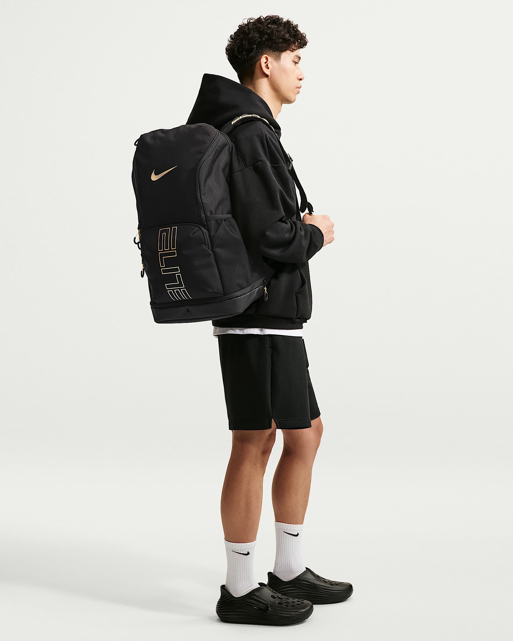 Mochila (32 L) Nike Varsity Elite - Negro/Negro/Oro metalizado