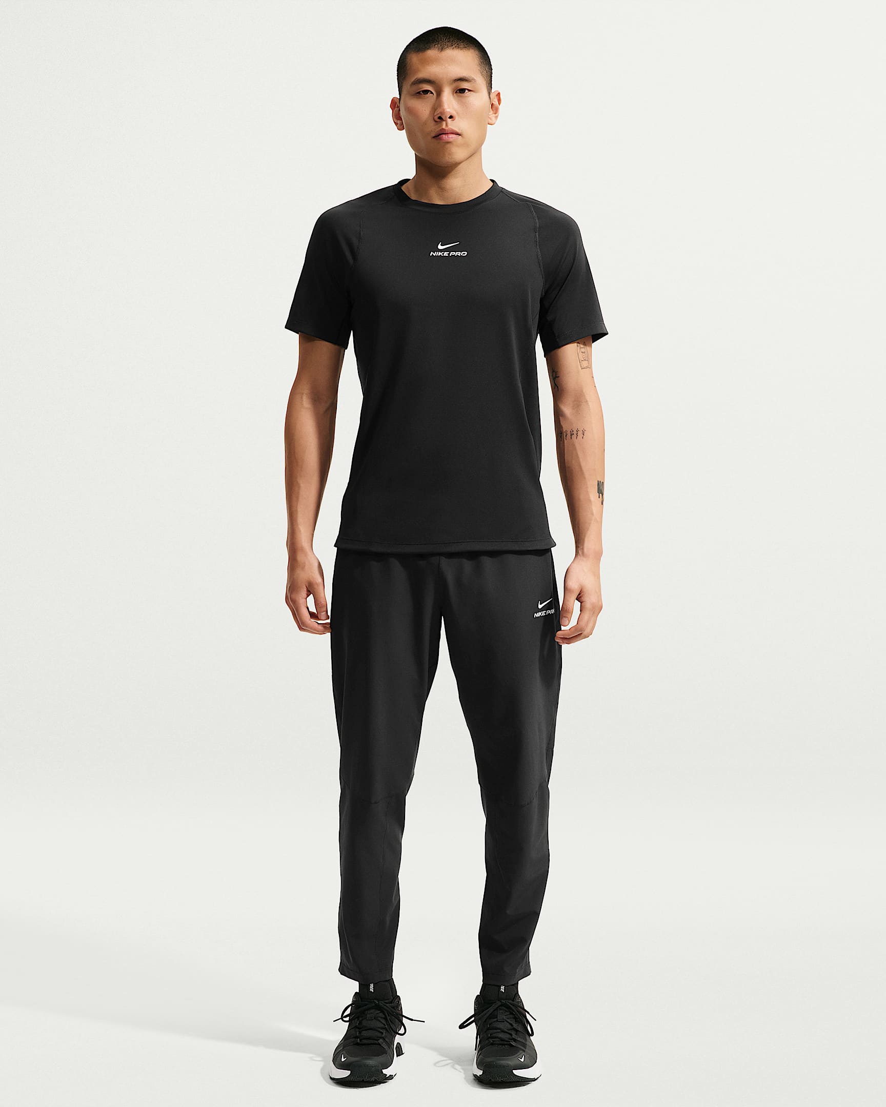 Nike Pro Training Men's Dri-FIT Pants - Black/White