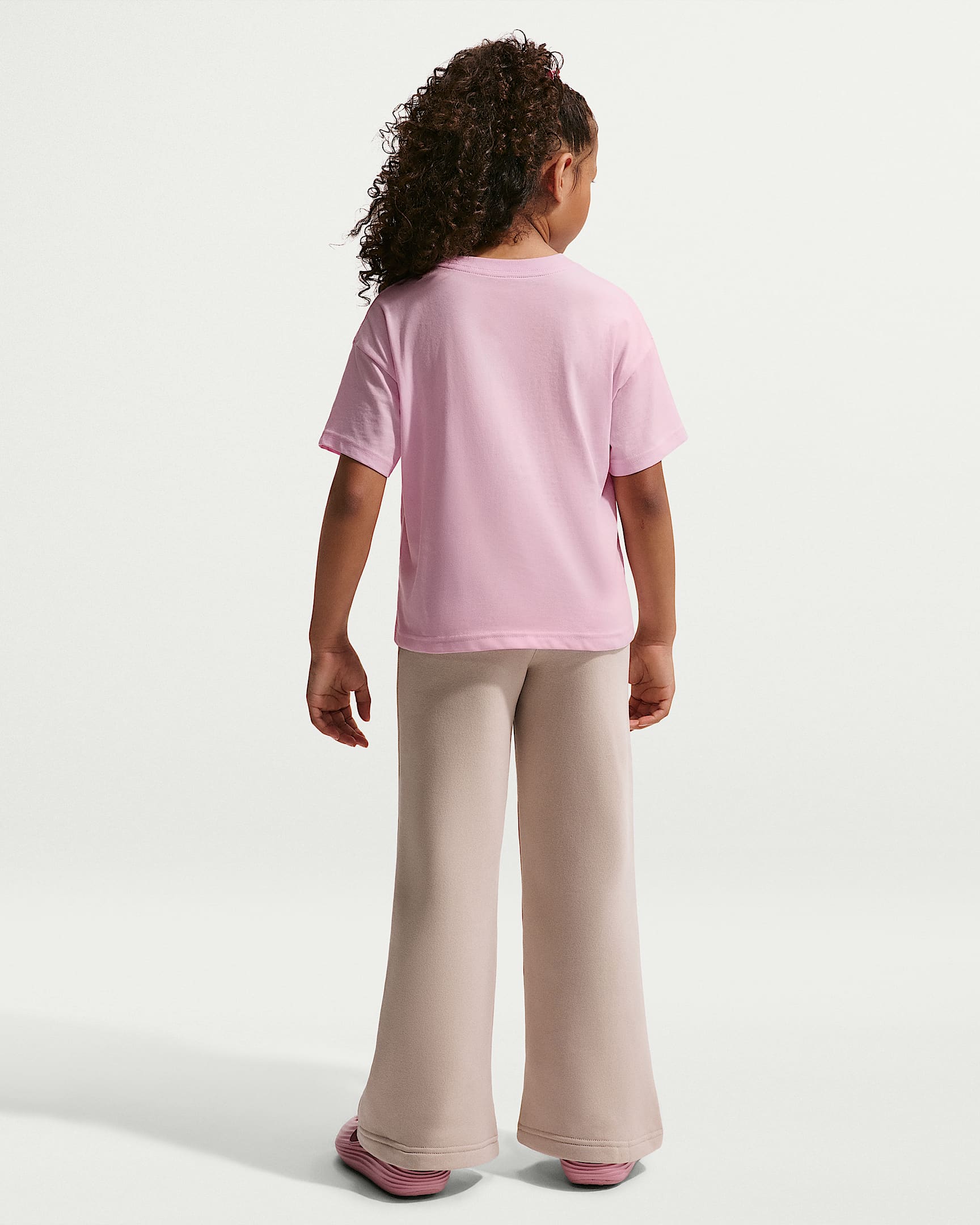 Nike Sportswear-T-shirt til større børn (piger) - Pink Foam