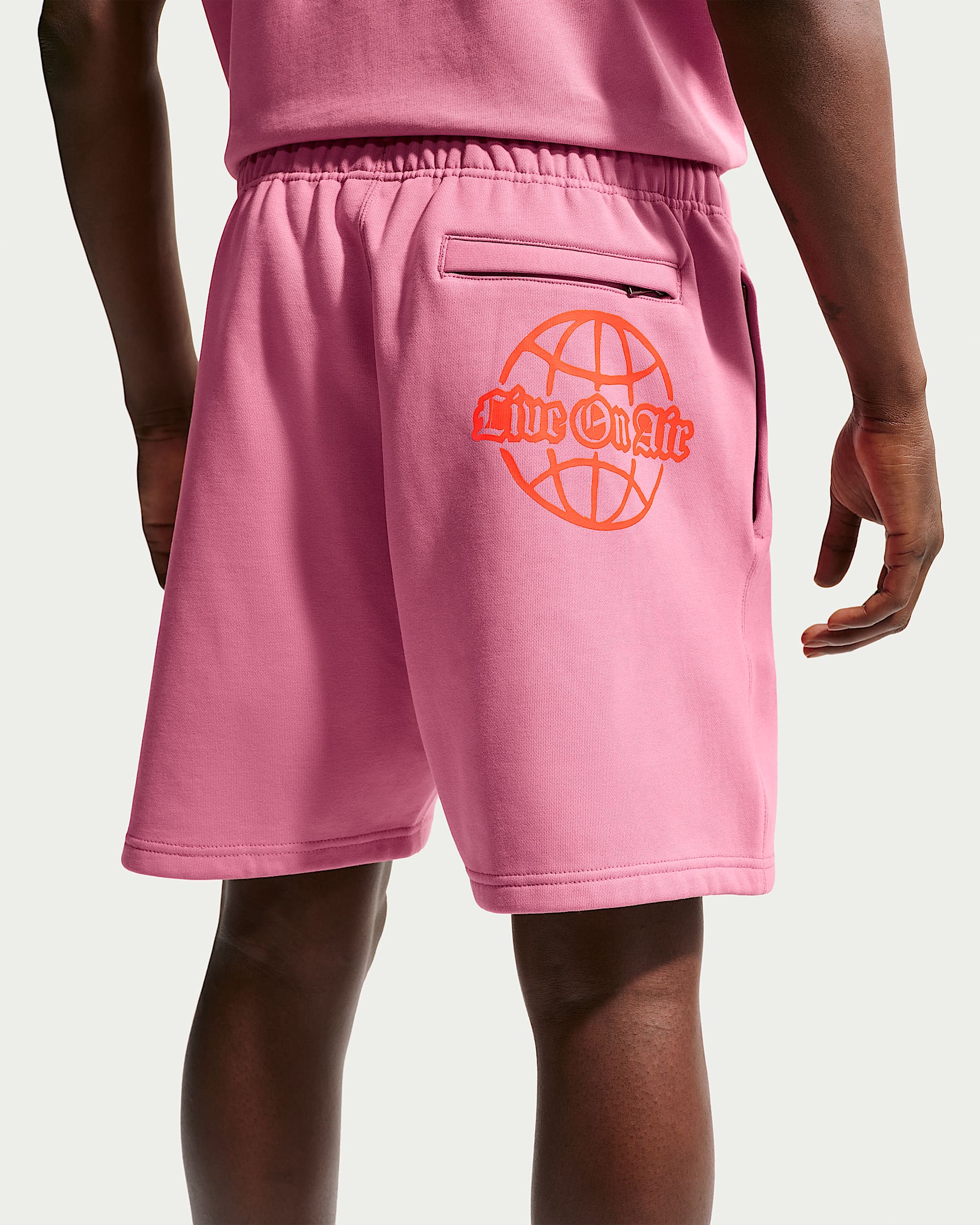 Nike Solo Swoosh Men‘s Fleece Shorts - Peony