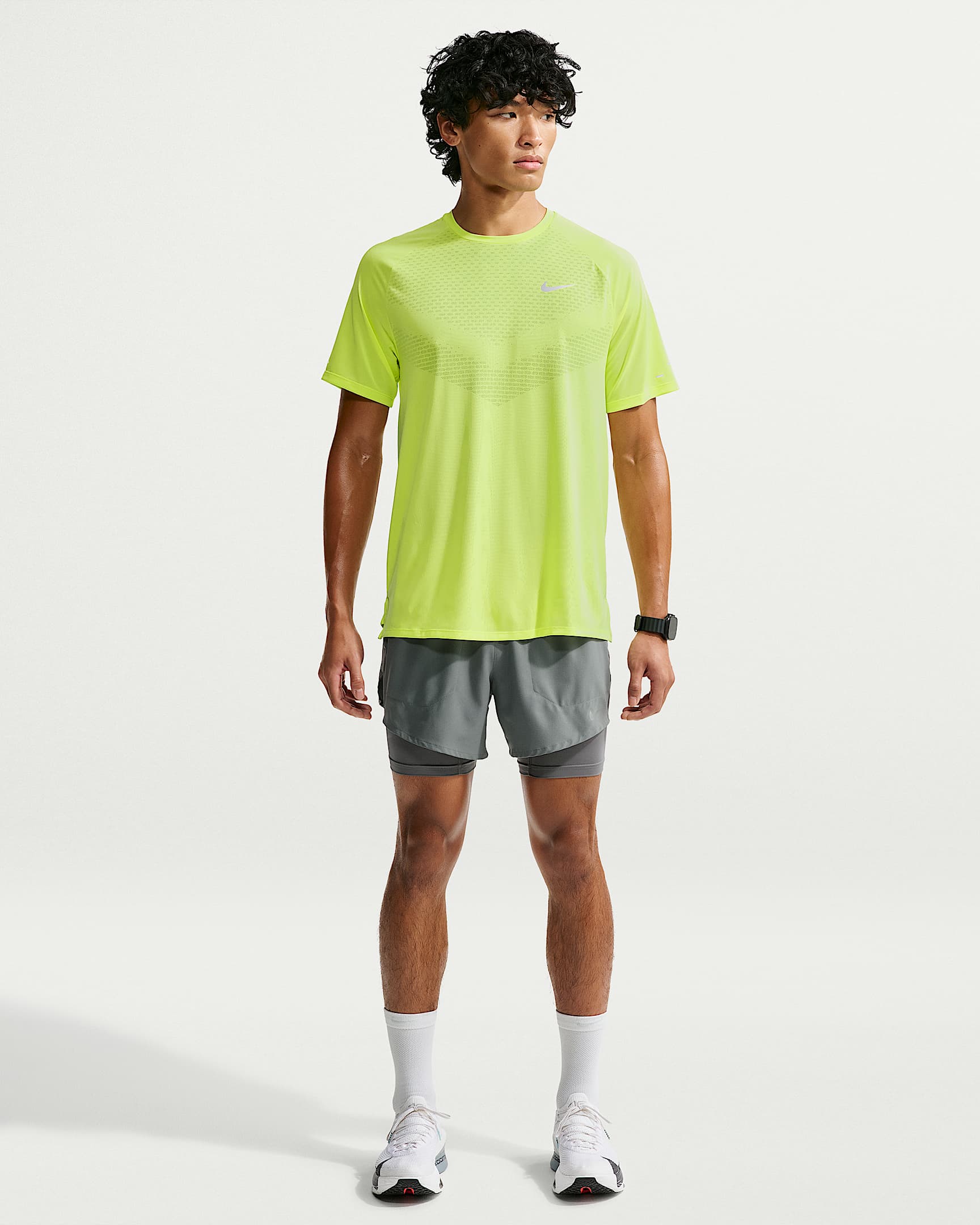 Nike Stride Men's Dri-FIT ADV Short-Sleeve Running Top - Light Lemon Twist