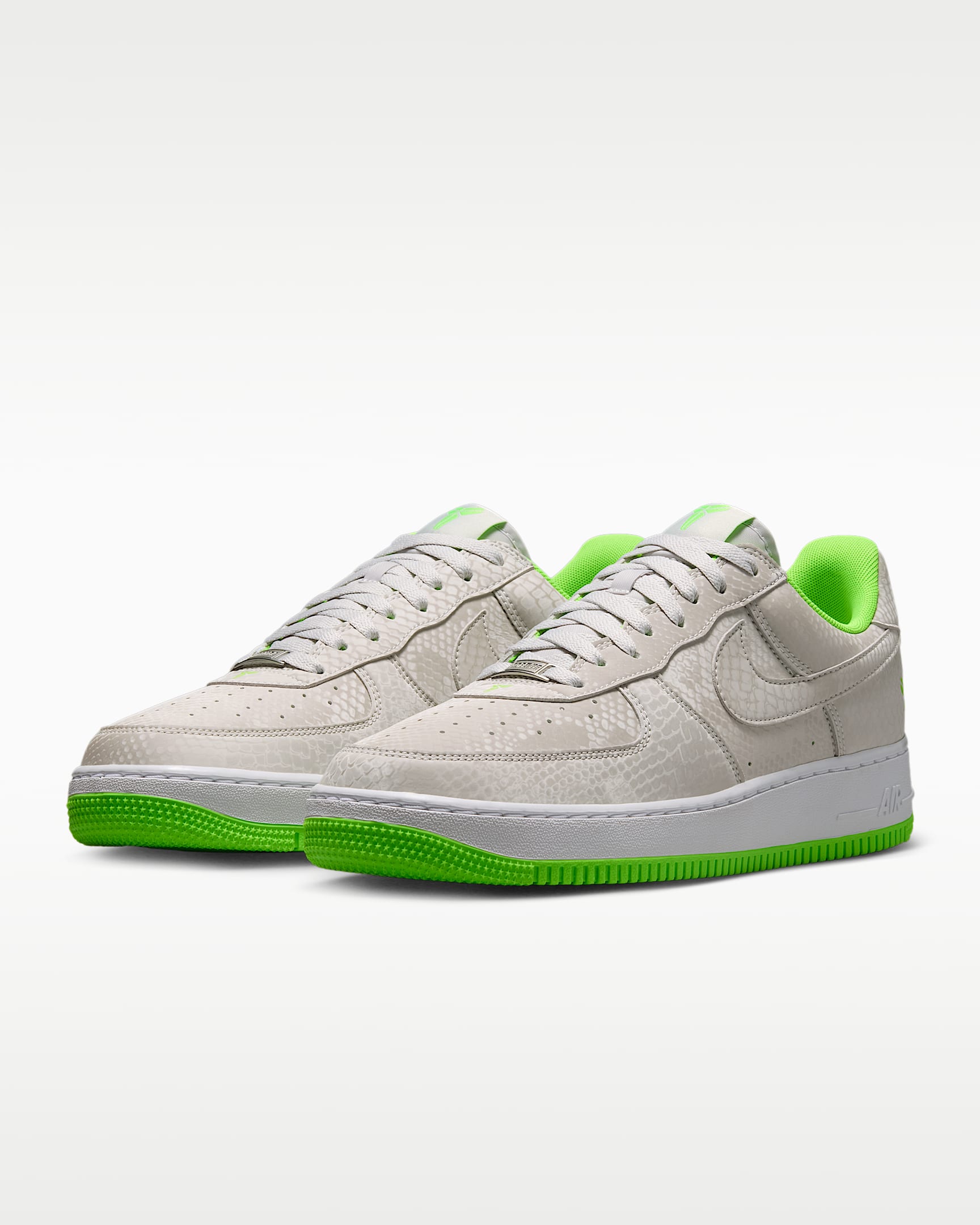 รองเท้าผู้ชาย Kobe Air Force 1 Low - Vast Grey/ขาว/Electric Green