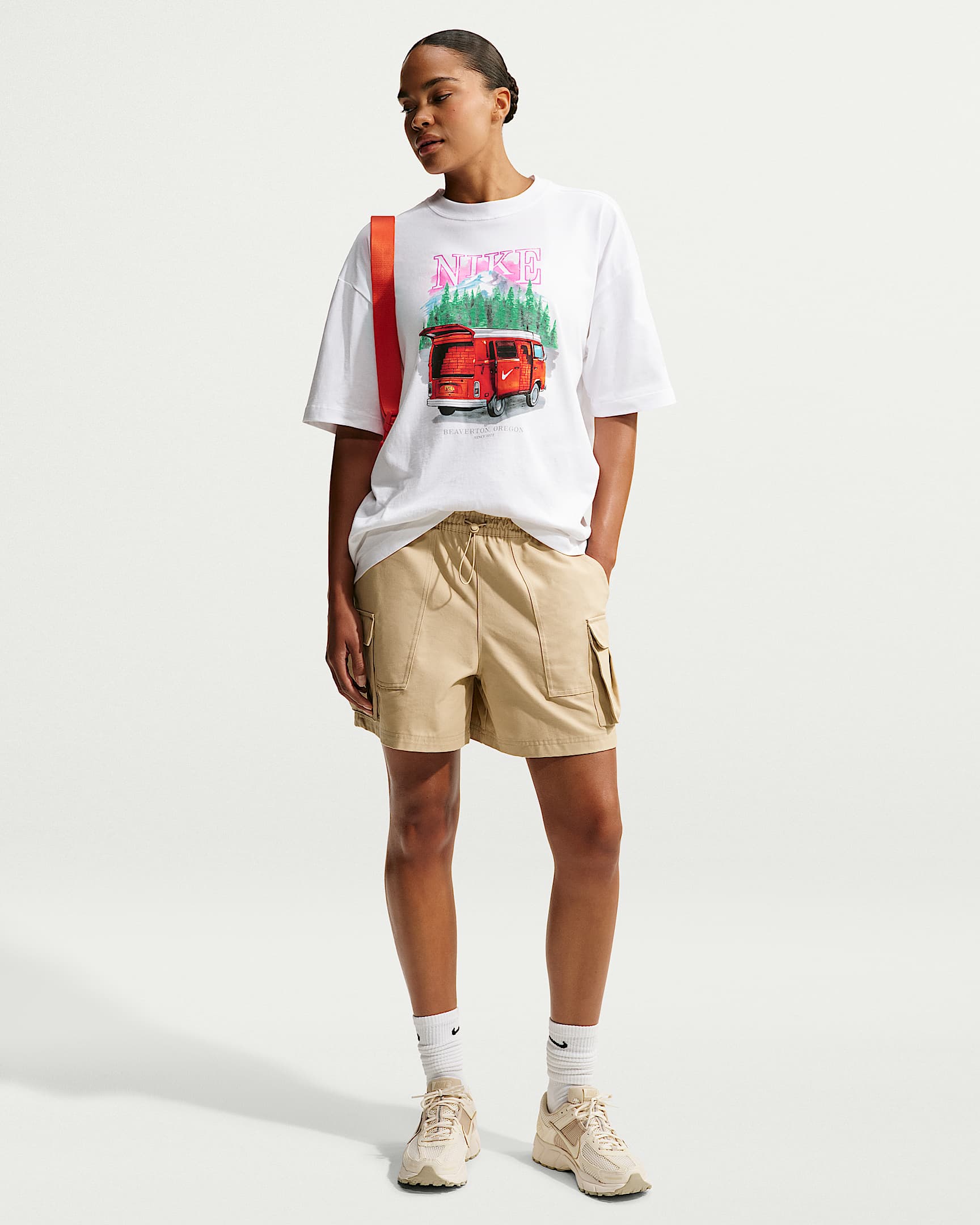 Nike Sportswear Classic Women's Oversized T-Shirt - White