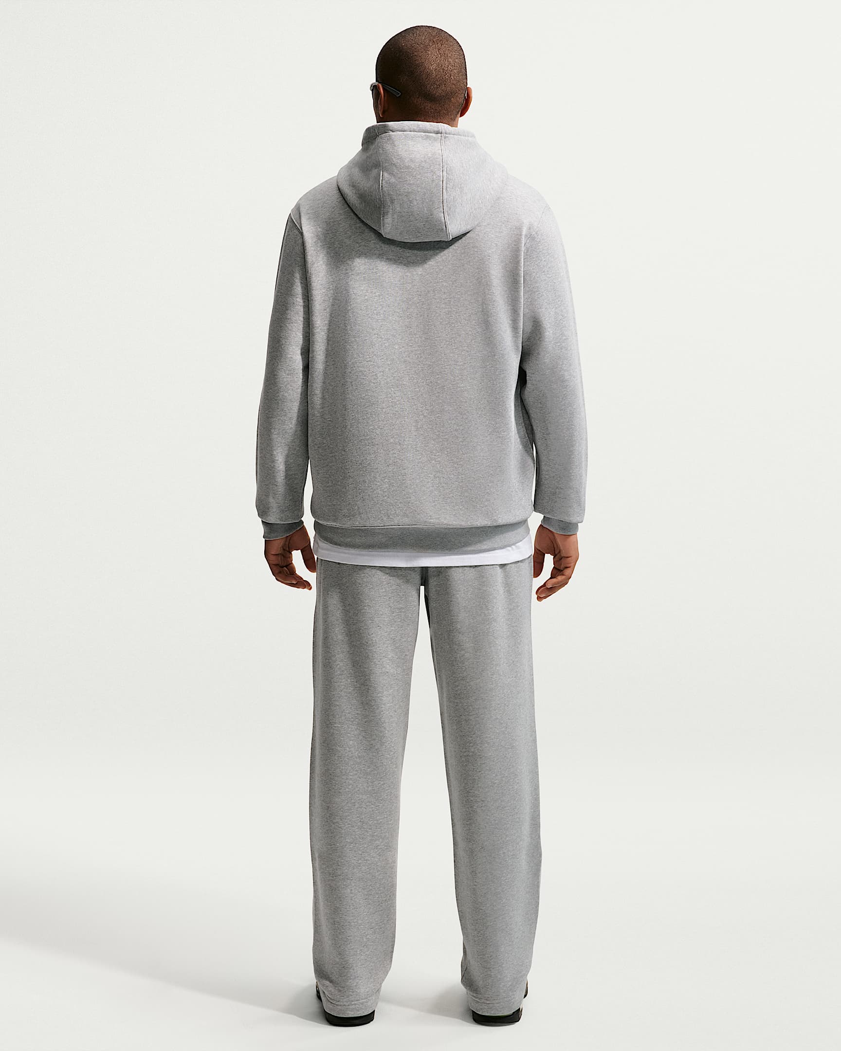 Nike Club fleecehettegenser til herre - Dark Grey Heather/Light Smoke Grey/Hvit