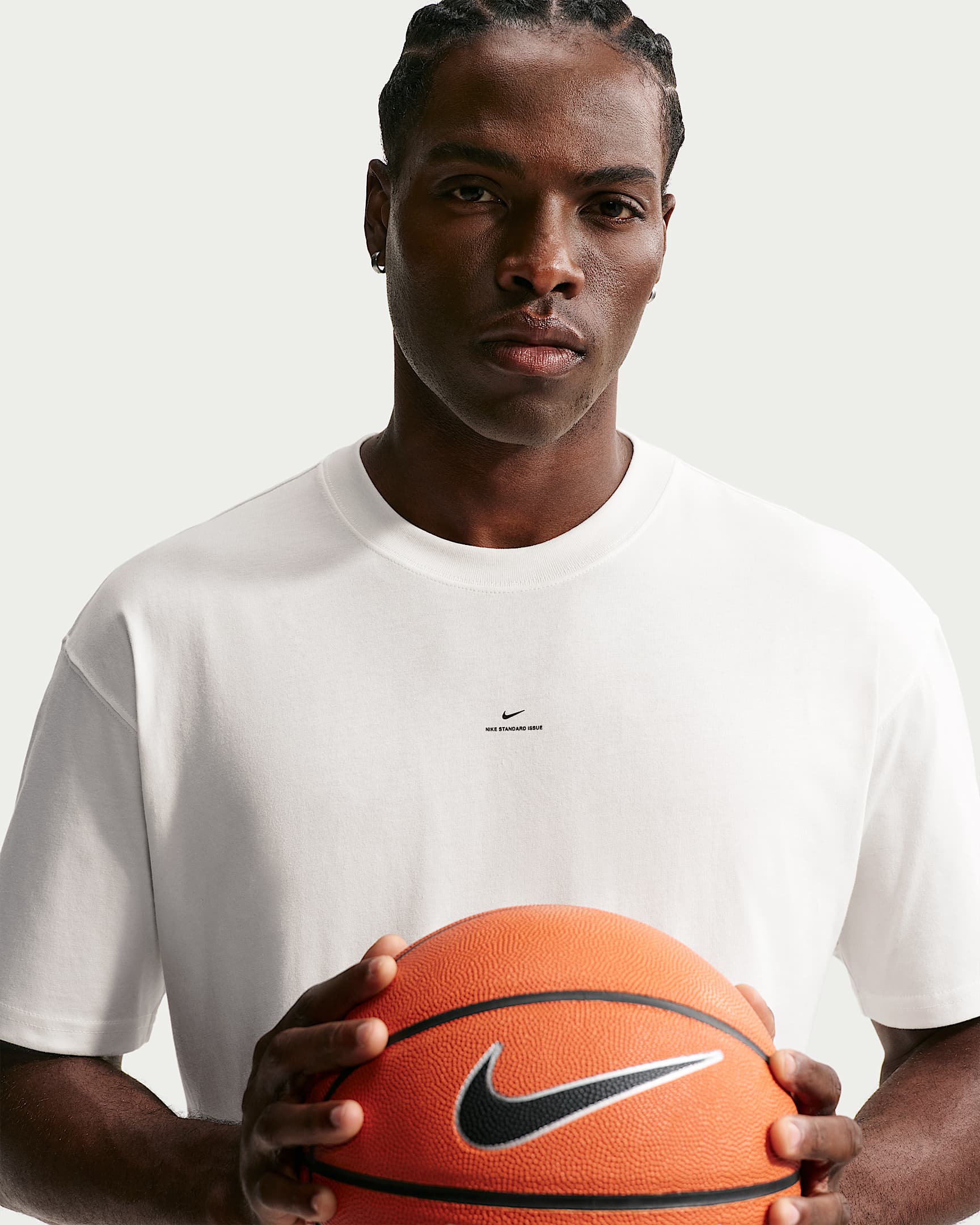 Nike Standard Issue Dri-FIT basketbal T-shirt voor heren - Sail/Pale Ivory