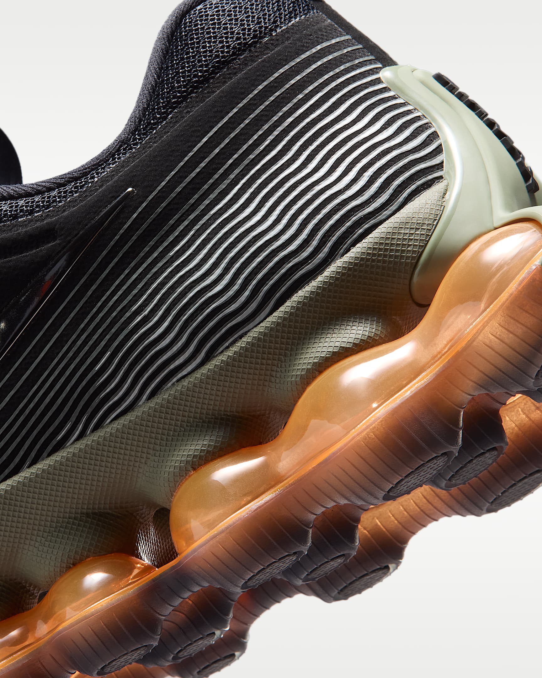 Nike Air Liquid Max Men's Shoes - Black/Light Army/Pure Platinum/Metallic Silver
