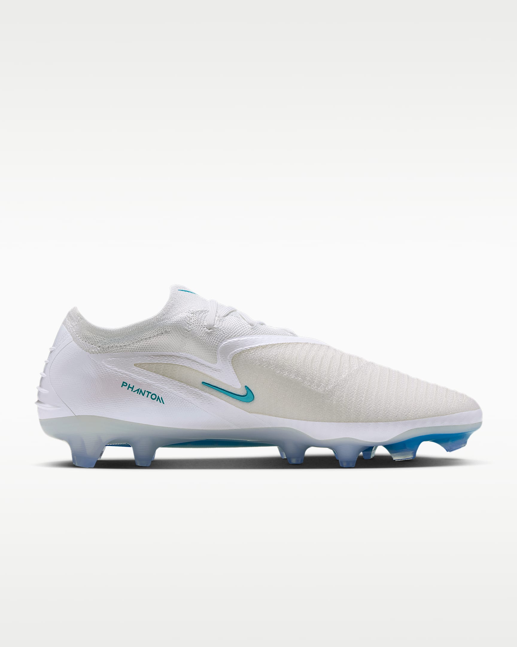 Nike Phantom 6 Low Elite Fußballschuh für normalen Rasen - Weiß/Weiß/Dusty Cactus