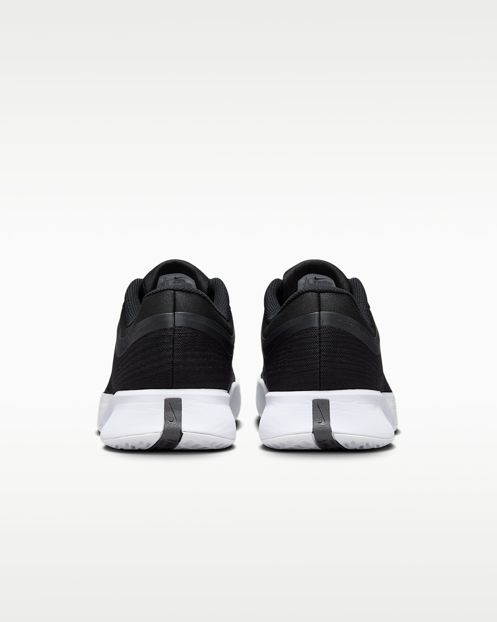 Nike Vapor Pro 3 Men's Clay Court Tennis Shoes - Black/White