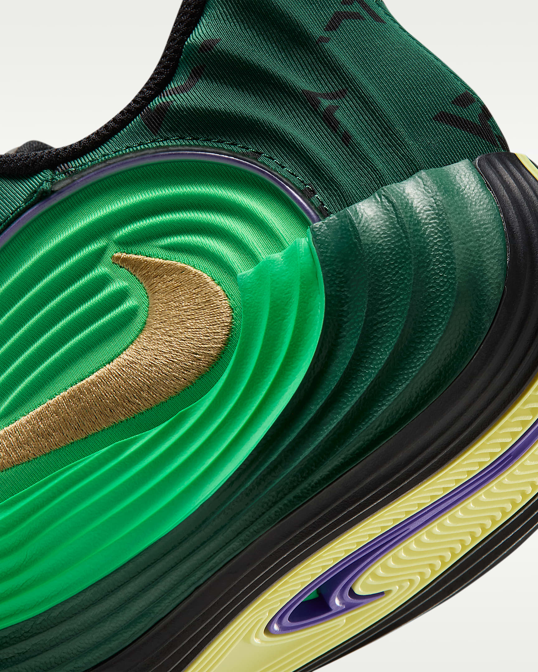 Giannis Immortality 5 Basketball Shoes - Gorge Green/Green Spark/Luminous Green/Metallic Gold