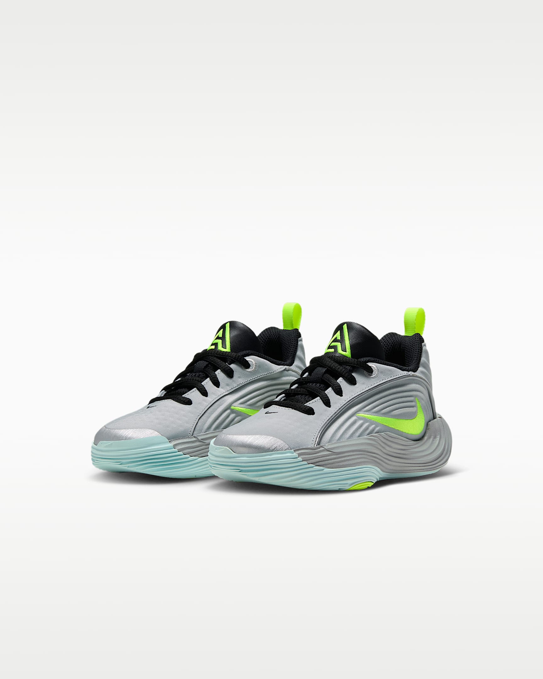 Giannis Immortality 5 Little Kids' Basketball Shoes - Metallic Silver/Black/Volt