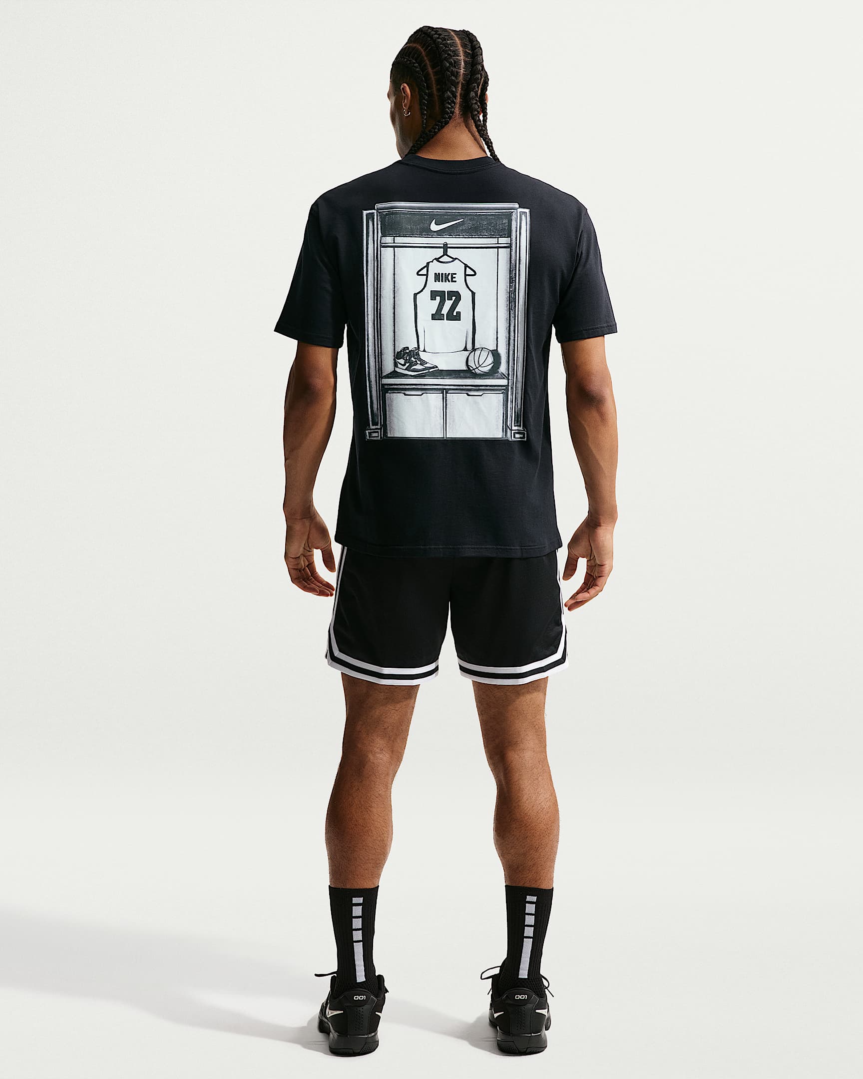 Nike Men's Basketball T-Shirt - Black