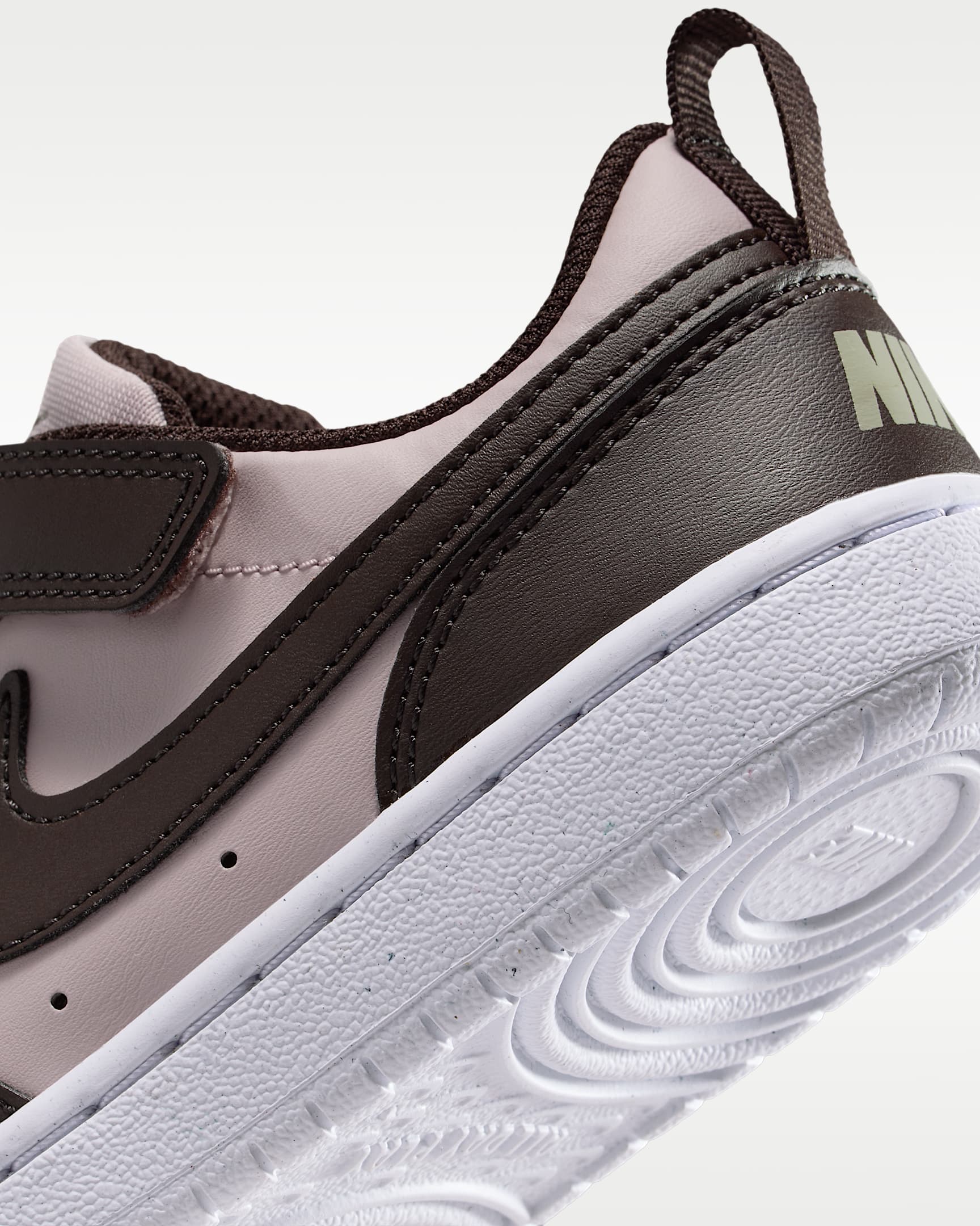 Tenis para niños de preescolar Nike Court Borough Low Recraft - Rosado partícula/Militar claro/Blanco/Marrón terciopelo