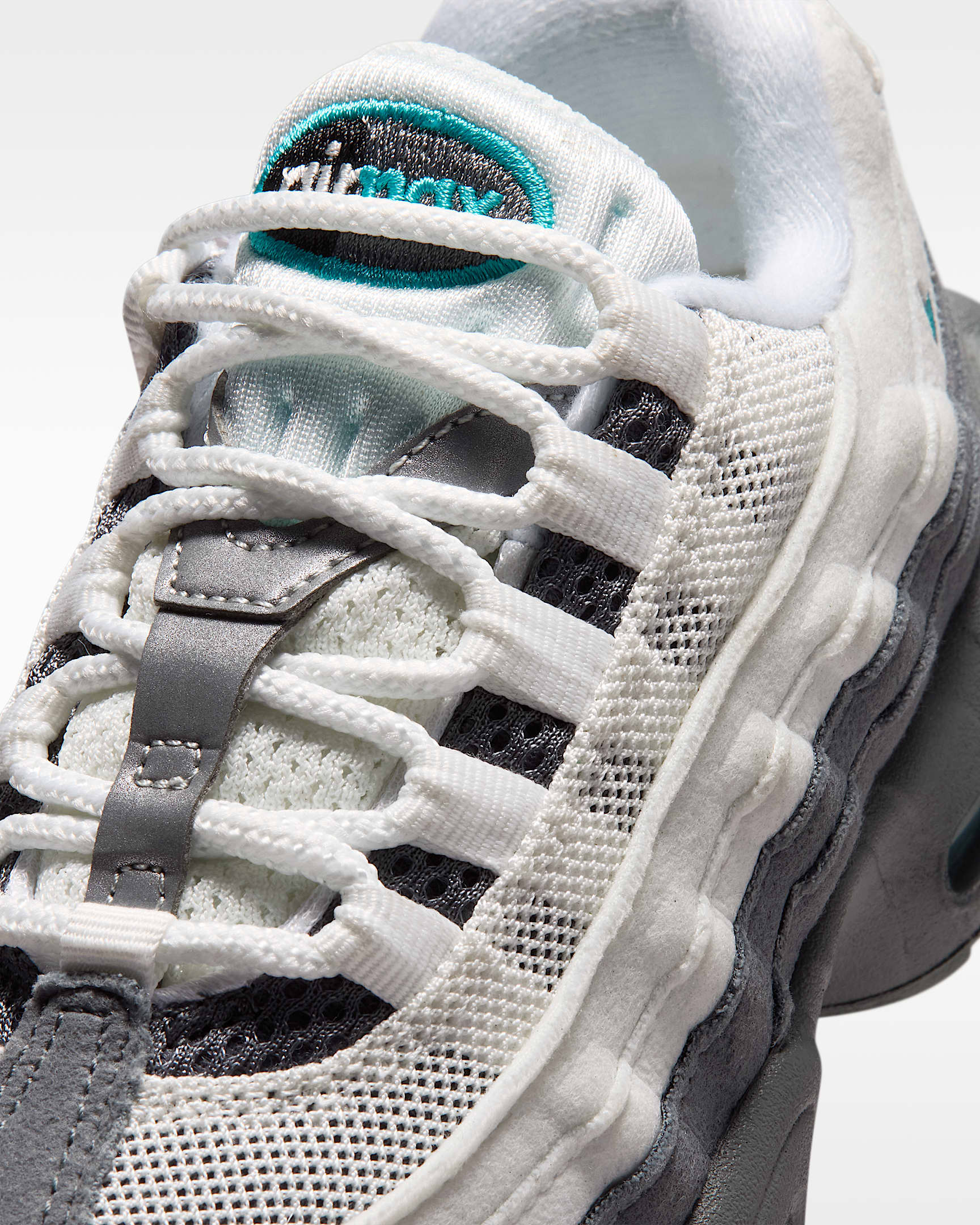 Nike Air Max '95 小童鞋款 - Summit White/Smoke Grey/Dark Smoke Grey/Dusty Cactus