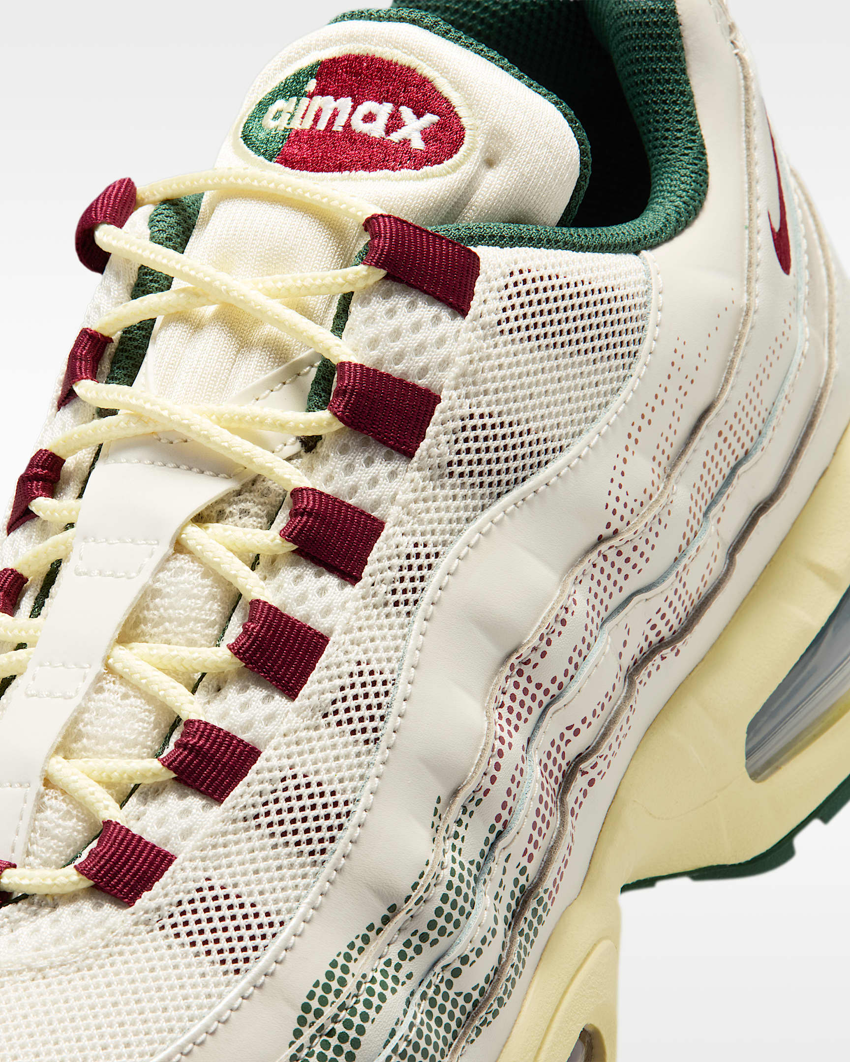 Nike Air Max 95 "Big Bubble" SE Men's Shoes - Phantom/Fir/Alabaster/Team Red