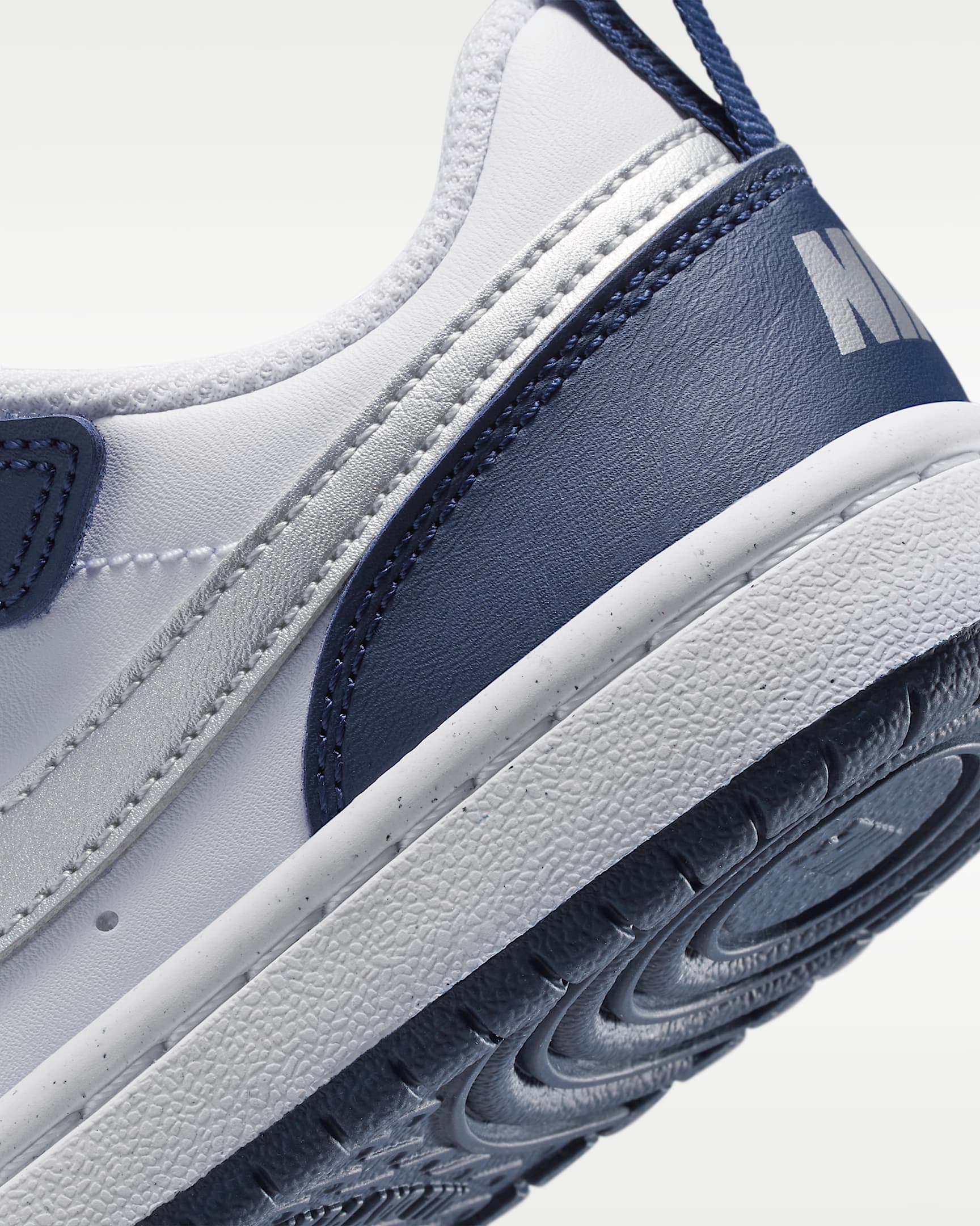 Tenis para niños de preescolar Nike Court Borough Low Recraft - Blanco/Noche intenso/Azul marino medianoche/Plata metalizado