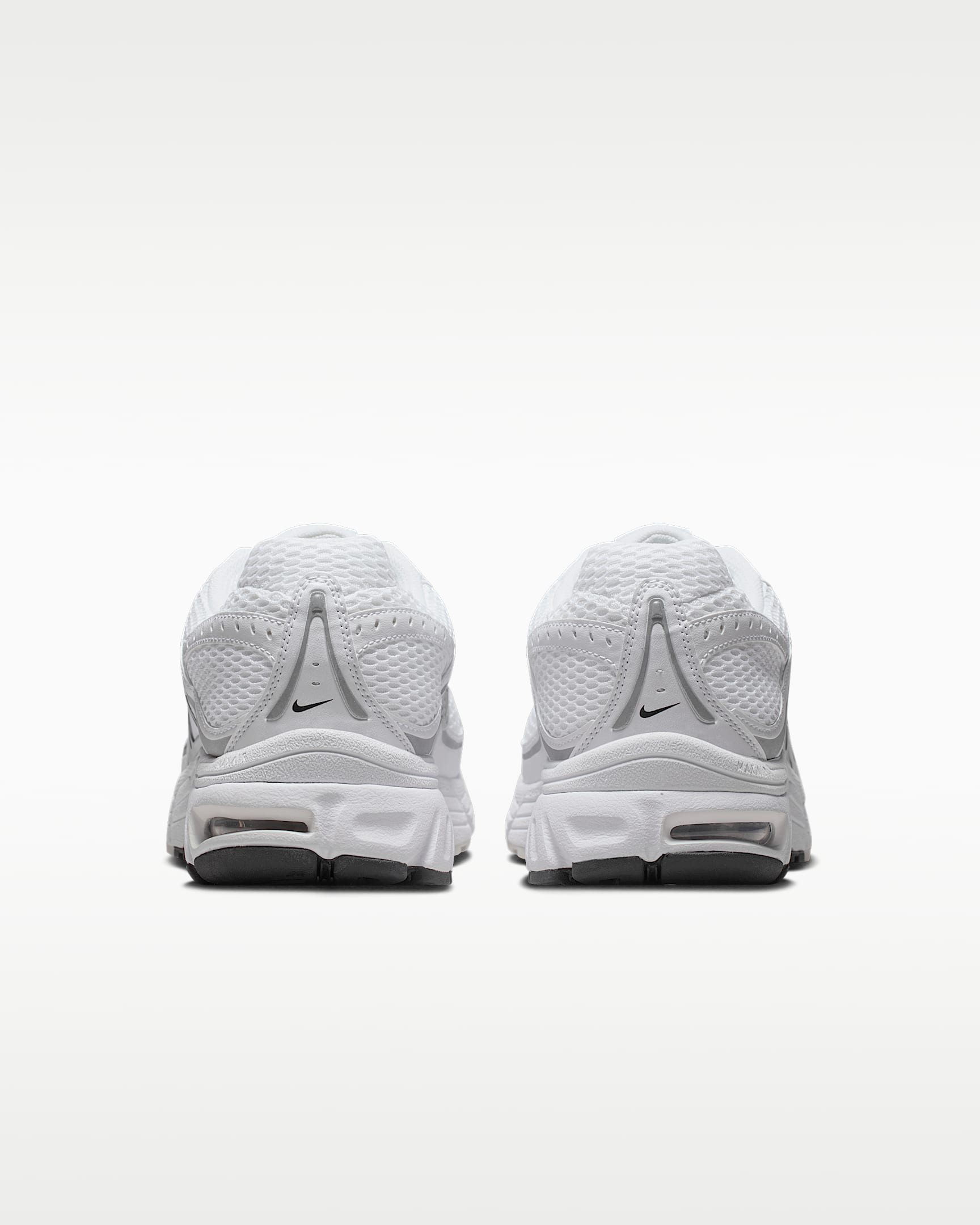 Zapatillas Nike Air Max Moto 2K - Hombre - Blanco/Plata metalizado/Photon Dust/Negro